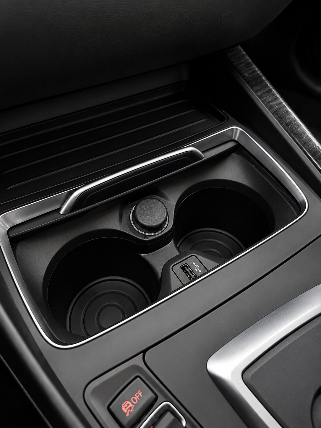 BMW 120d xDrive Edition M Sport Steptronic-image-21