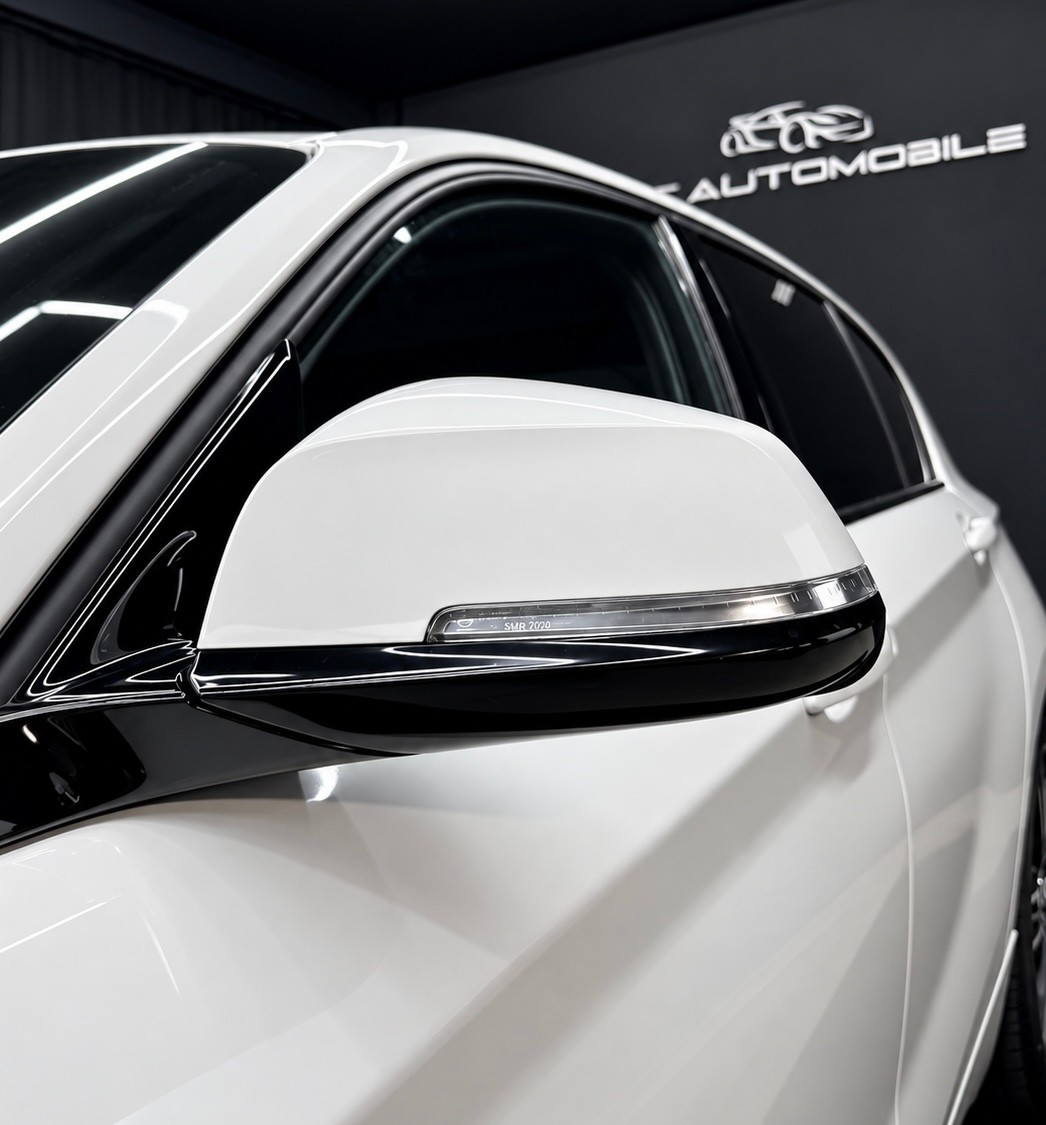 BMW 120d xDrive Edition M Sport Steptronic-image-5