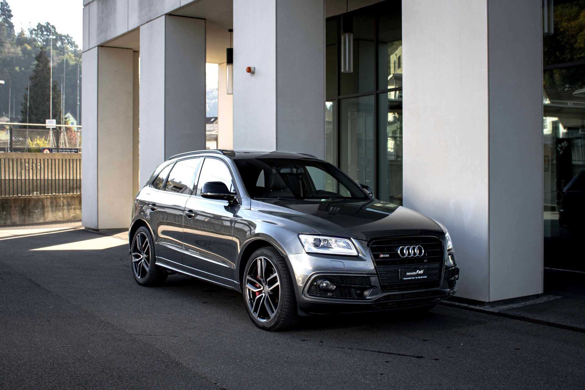 AUDI SQ5 3.0 TDI plus quattro tiptronic Vollausst.-image-4