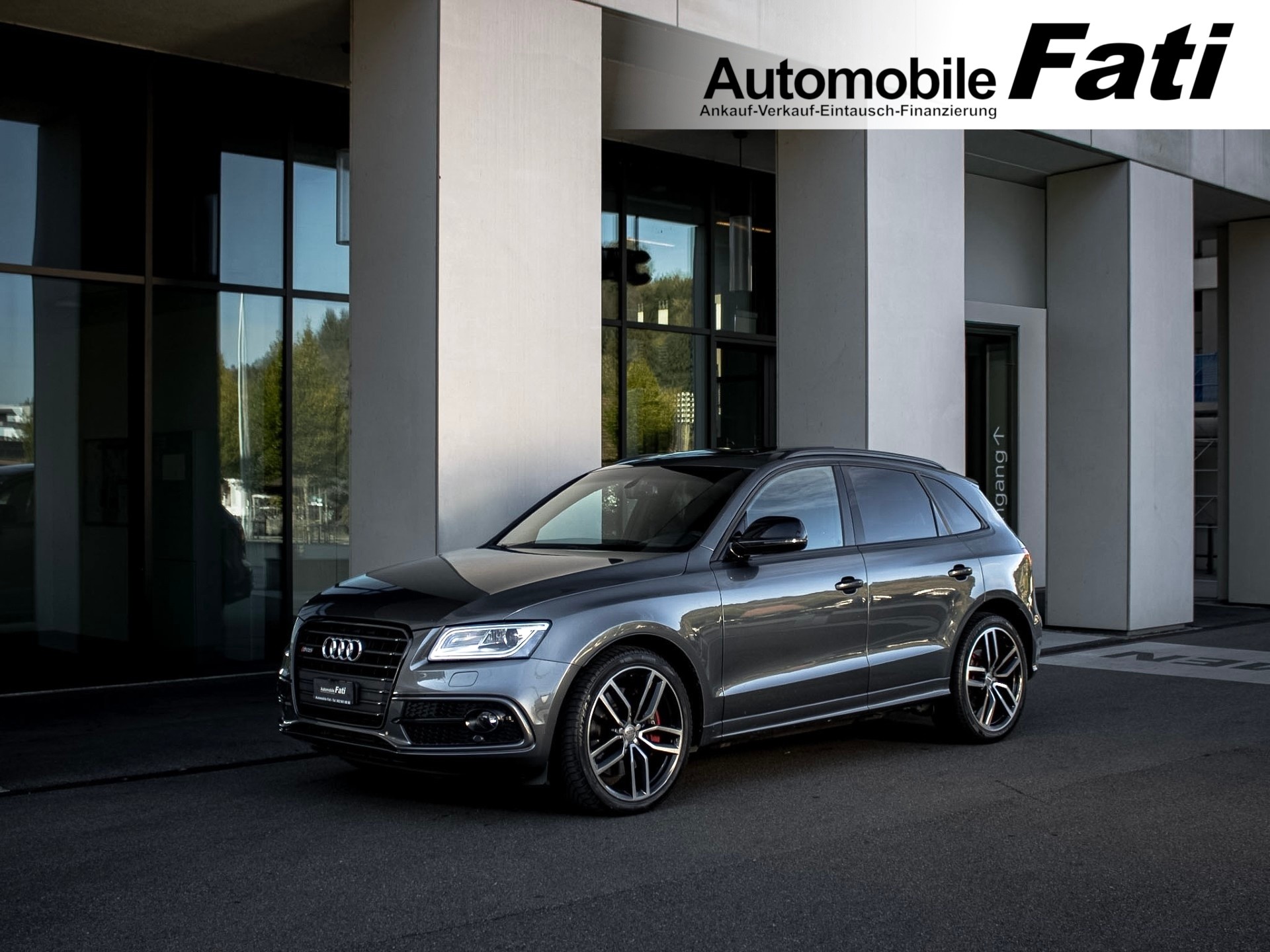 AUDI SQ5 3.0 TDI plus quattro tiptronic Vollausst.-image-0
