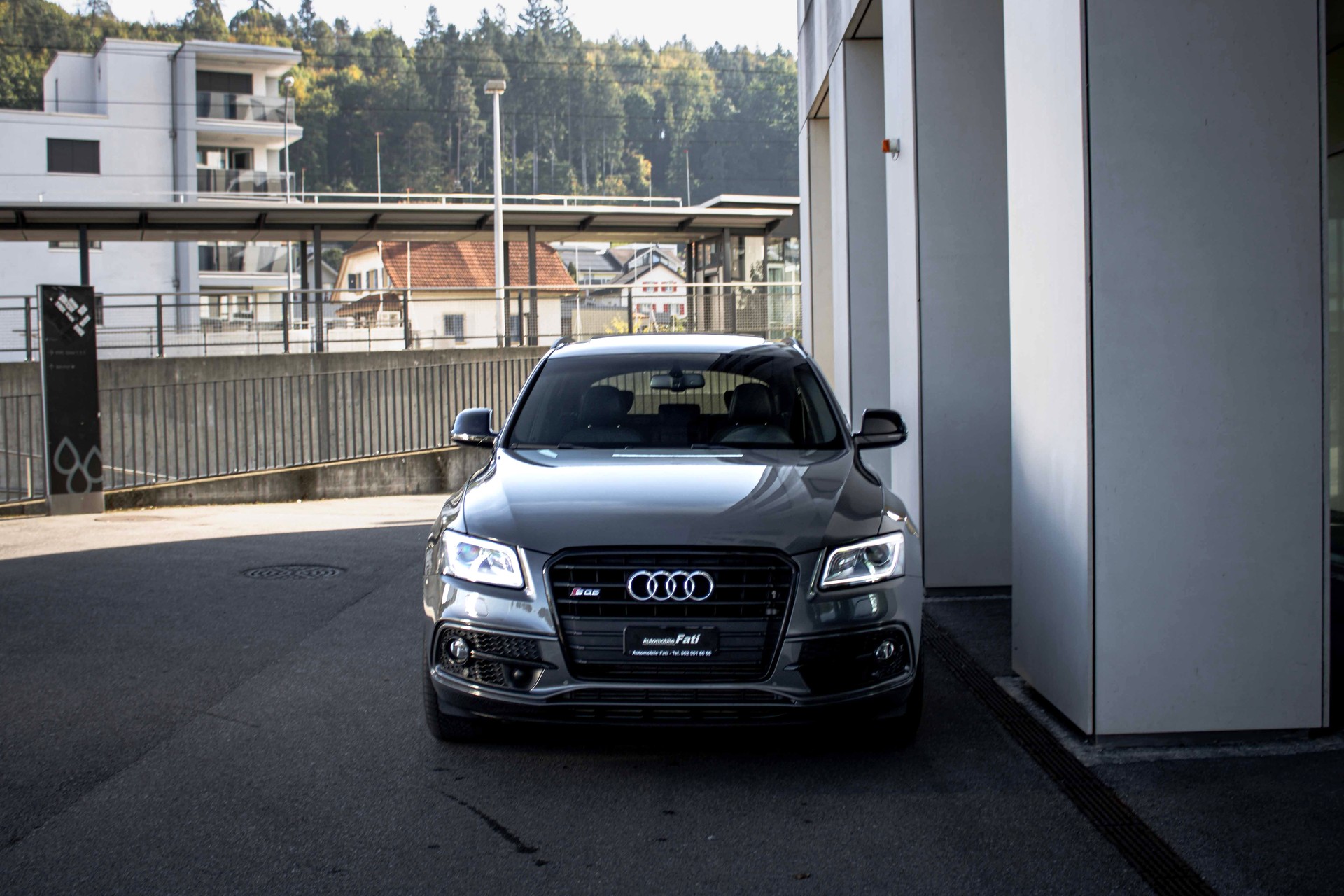 AUDI SQ5 3.0 TDI plus quattro tiptronic Vollausst.-image-2