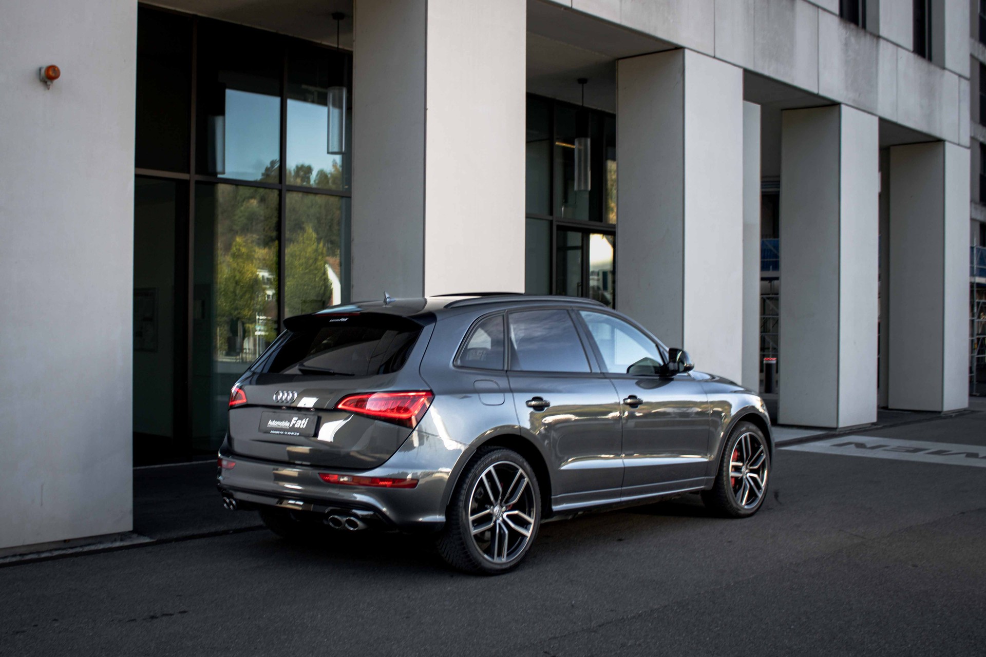 AUDI SQ5 3.0 TDI plus quattro tiptronic Vollausst.-image-6