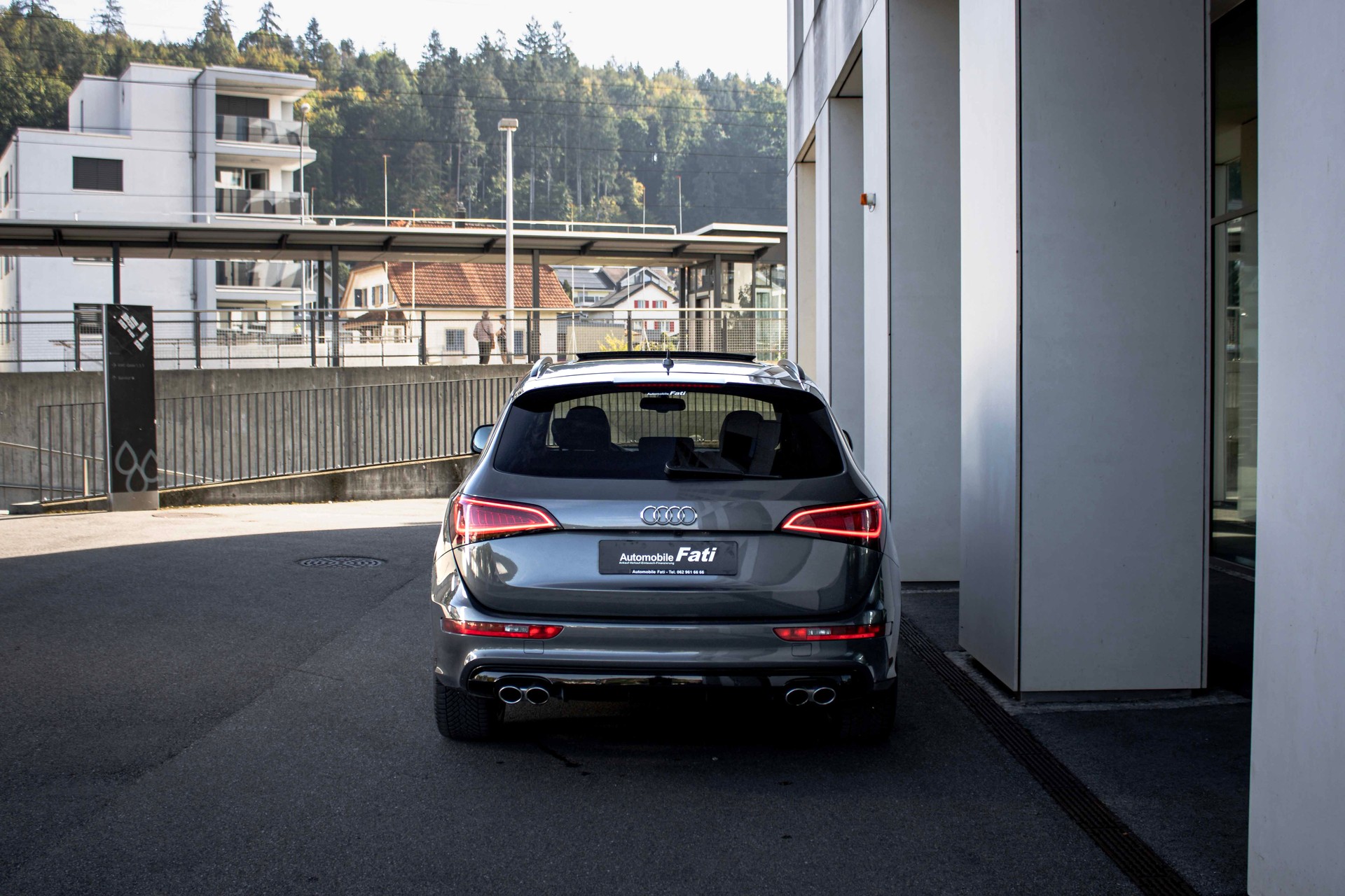 AUDI SQ5 3.0 TDI plus quattro tiptronic Vollausst.-image-3