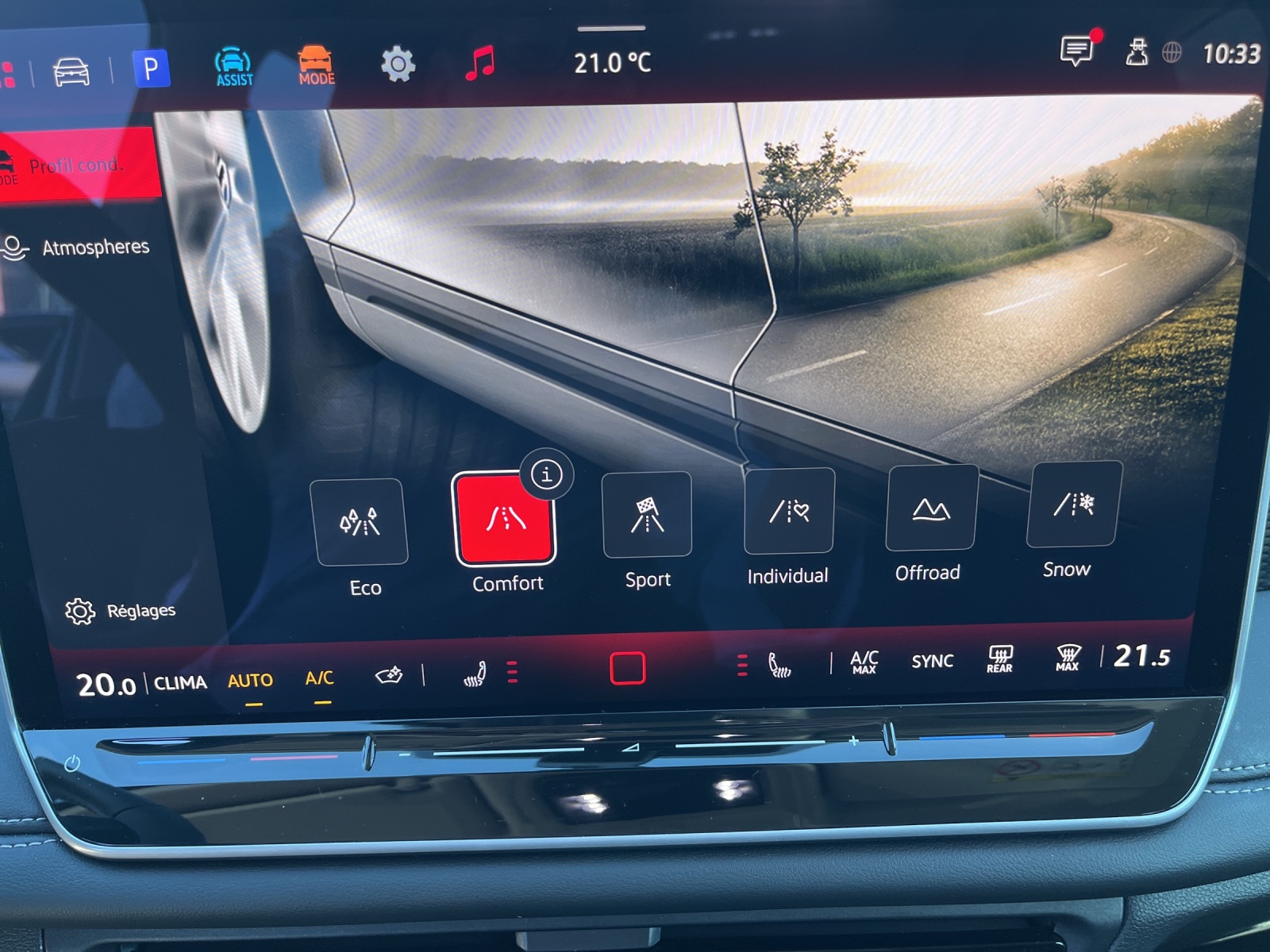 VW Tiguan 2.0 TSI DSG Life 4Motion-image-15