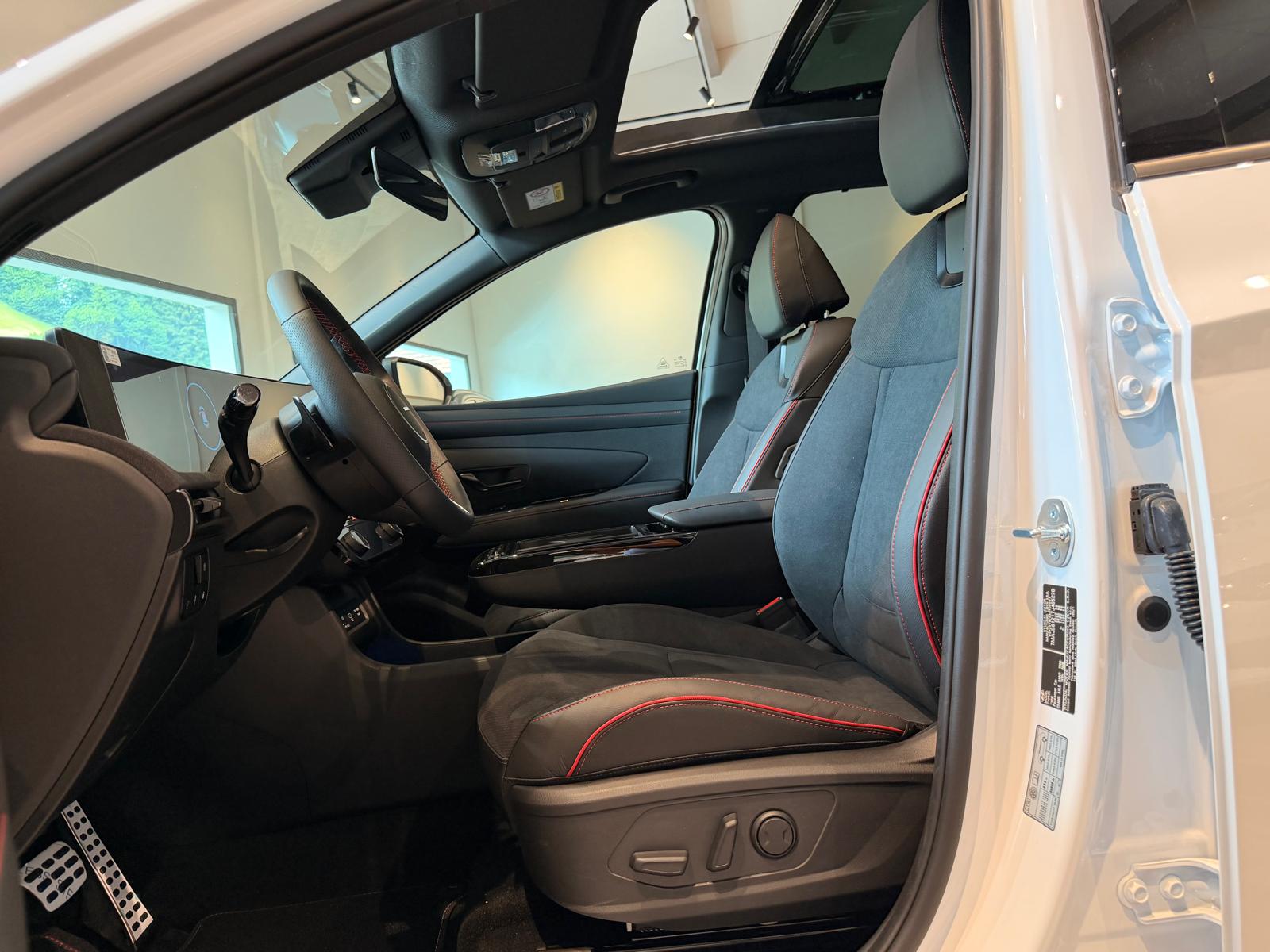 HYUNDAI Tucson 1.6 TGDI PHEV N-Line 4WDđ„Vollausstattungđ„El. Sitzeđ„8-fach-image-24