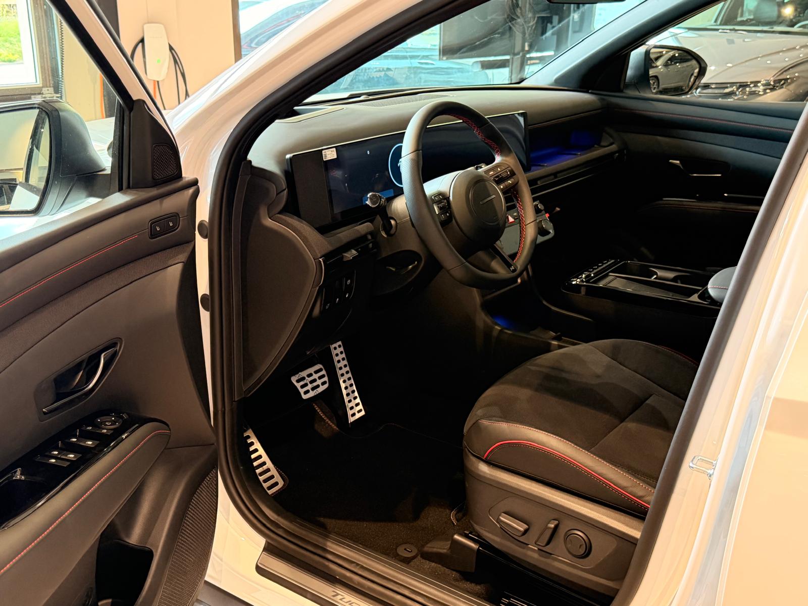 HYUNDAI Tucson 1.6 TGDI PHEV N-Line 4WDđ„Vollausstattungđ„El. Sitzeđ„8-fach-image-21