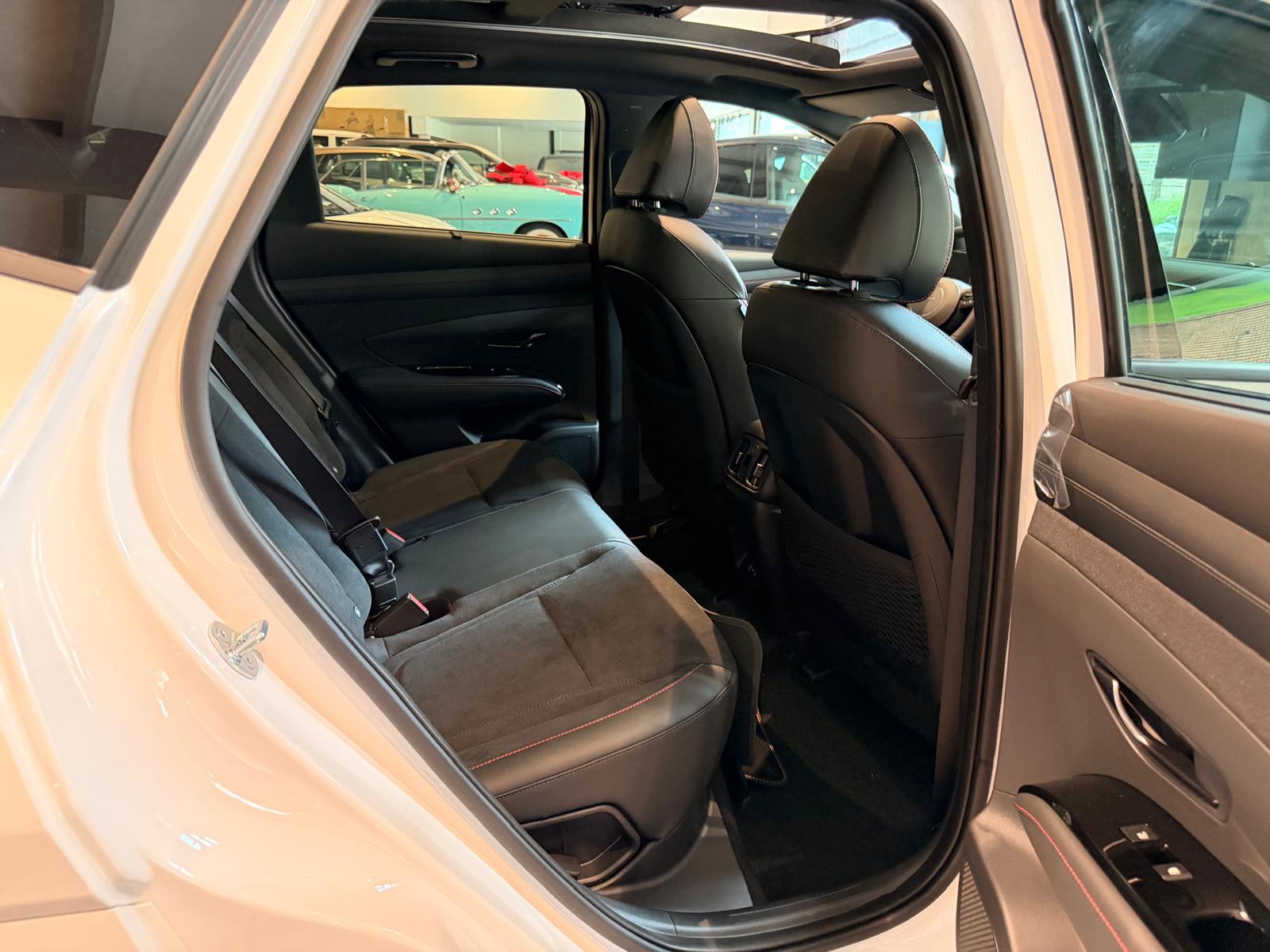 HYUNDAI Tucson 1.6 TGDI PHEV N-Line 4WDđ„Vollausstattungđ„El. Sitzeđ„8-fach-image-31