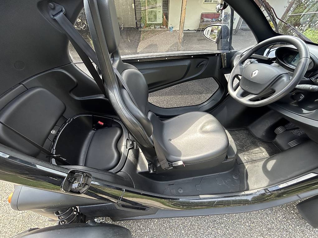 RENAULT TWIZY-image-3