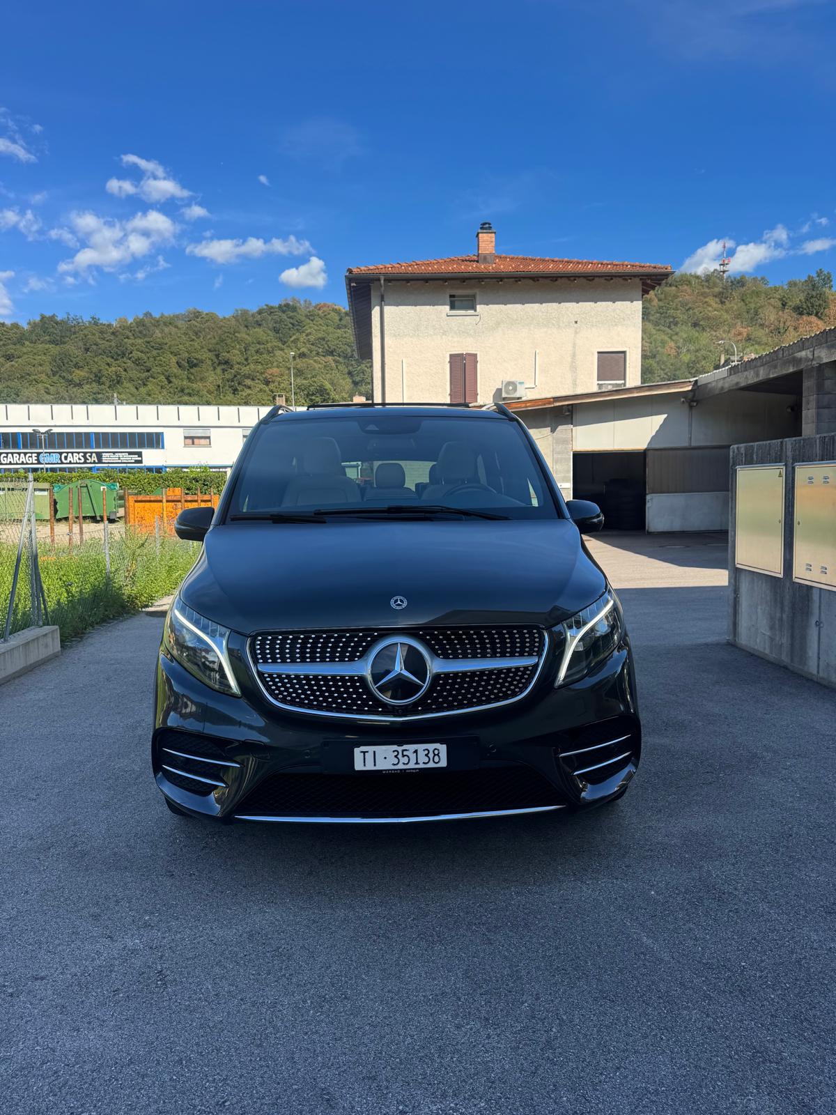 MERCEDES-BENZ V 300 d lang Avantgarde 4Matic 9G-Tronic-image-2