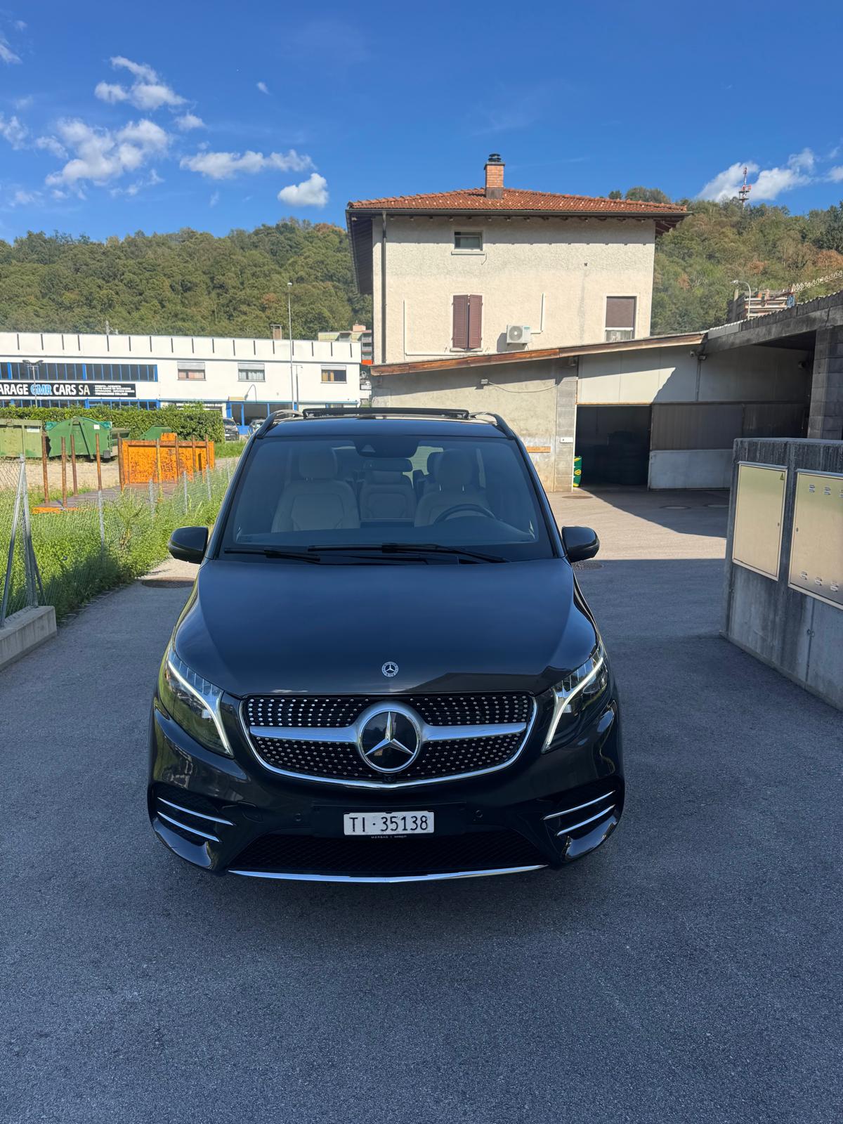 MERCEDES-BENZ V 300 d lang Avantgarde 4Matic 9G-Tronic-image-4