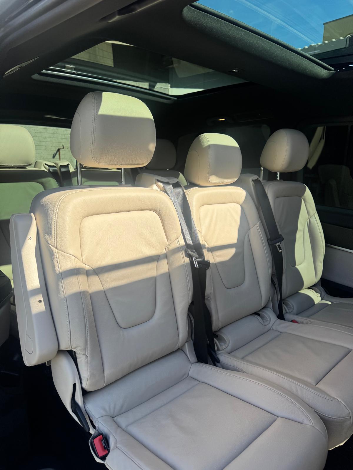 MERCEDES-BENZ V 300 d lang Avantgarde 4Matic 9G-Tronic-image-23