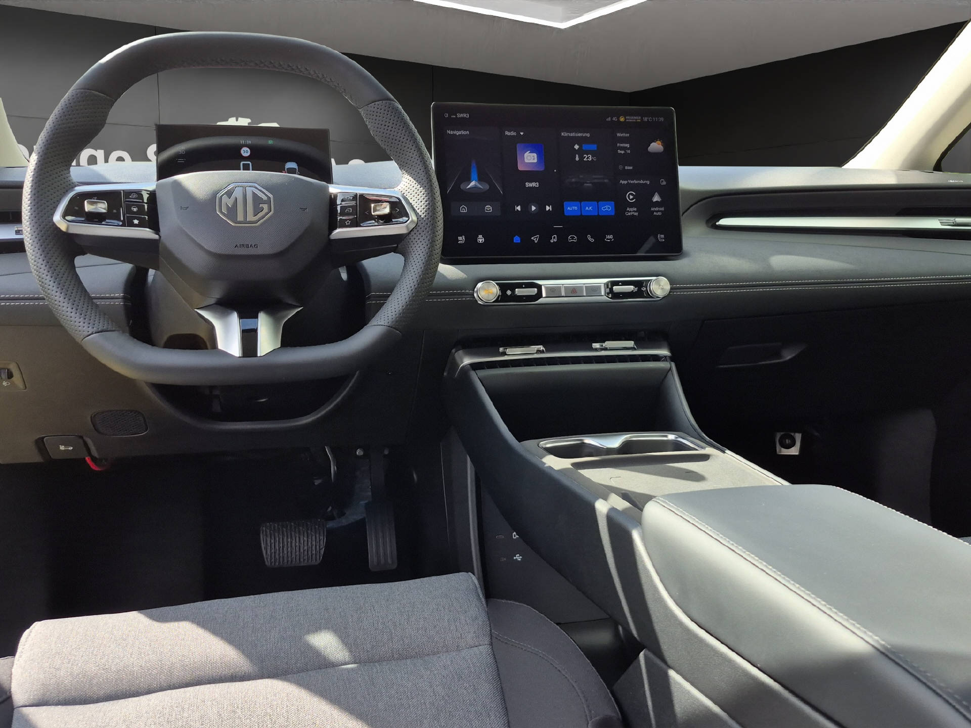 MG 4 Urban 54 kWh Premium-image-10