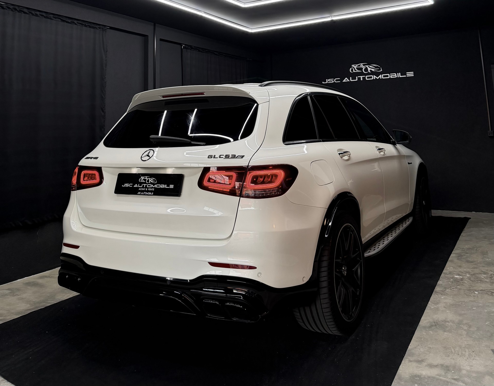 MERCEDES-BENZ GLC 63 S AMG 4Matic 9G-Tronic-image-3