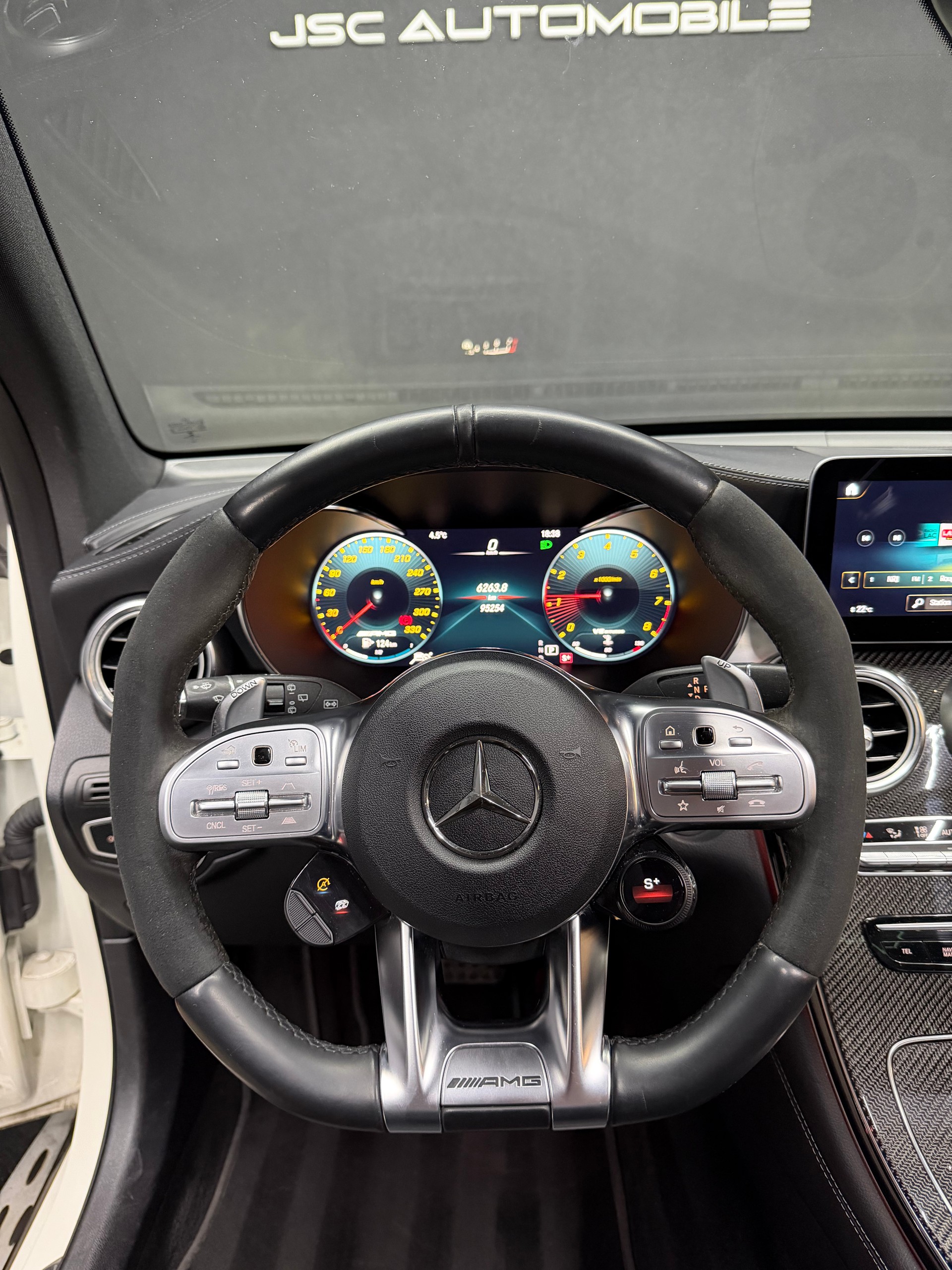 MERCEDES-BENZ GLC 63 S AMG 4Matic 9G-Tronic-image-20