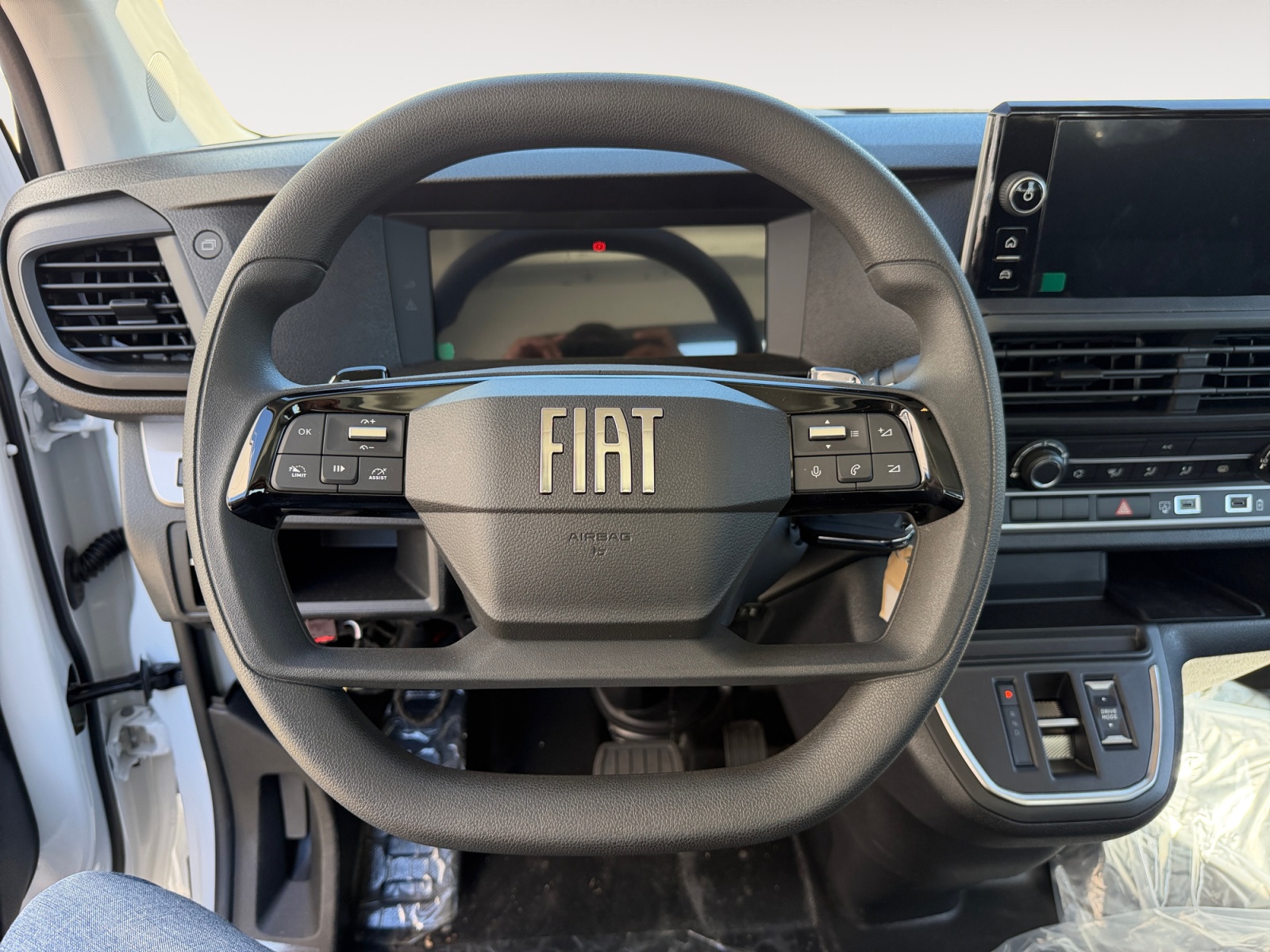 FIAT E-Scudo 75kWh L2 3-Seitenkipper-image-8