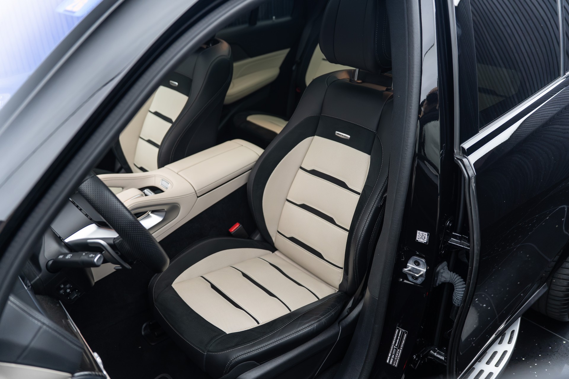 MERCEDES-BENZ GLE 53 AMG 4Matic+ 9G-Speedshift 7-Plätzer-image-8