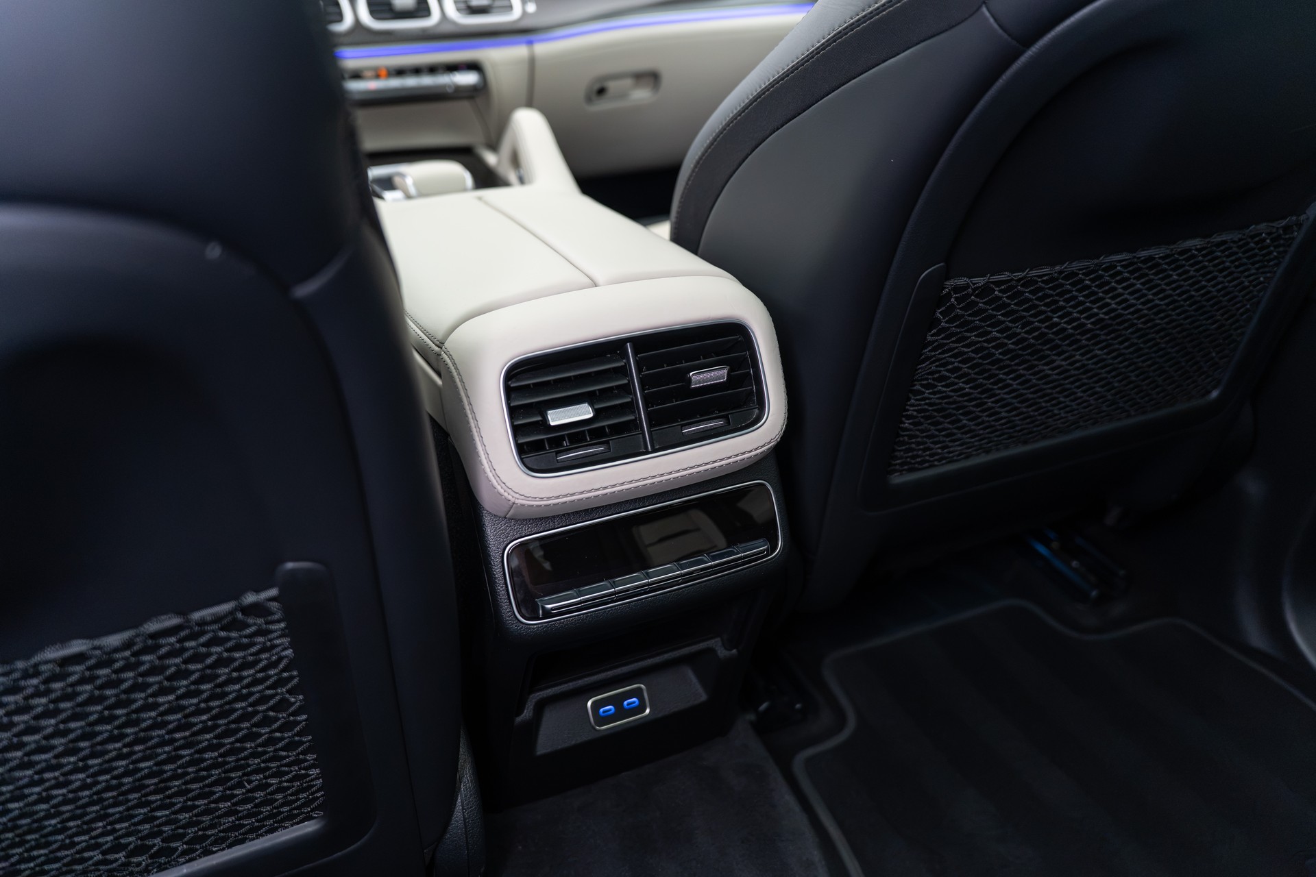 MERCEDES-BENZ GLE 53 AMG 4Matic+ 9G-Speedshift 7-Plätzer-image-16