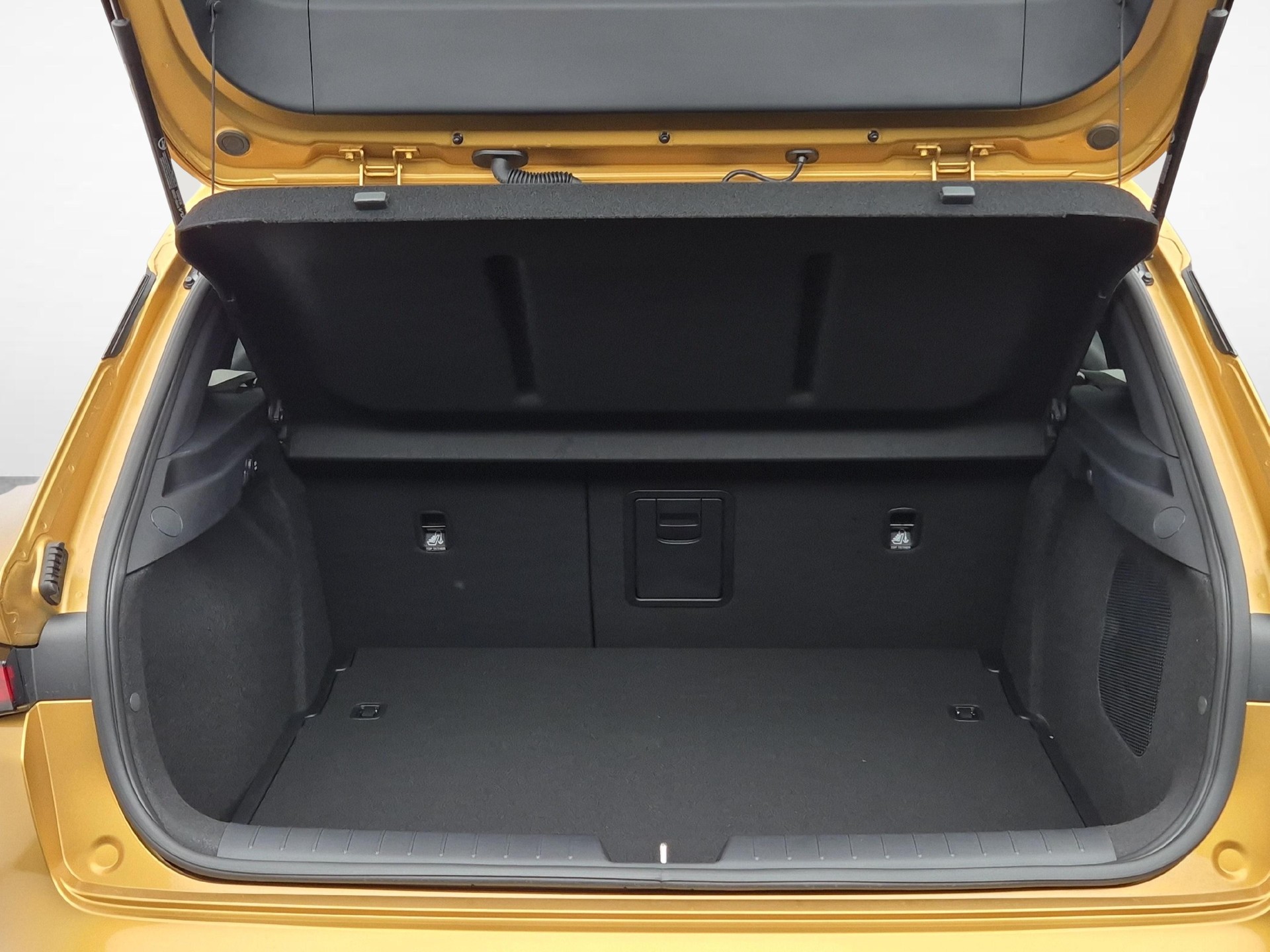 KIA K4 1.6 T-GDi GT-Line-image-15