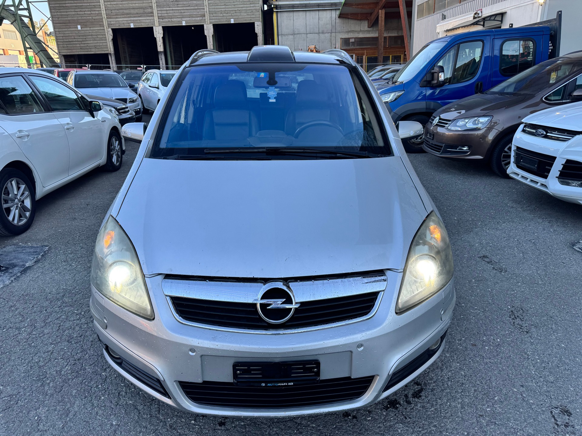 OPEL Zafira 1.9 CDTI Sport Automatic-image-2
