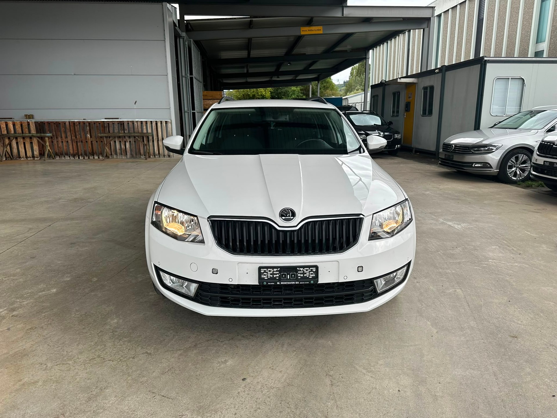 SKODA Octavia Combi 2.0 TDI Swiss Edition 4x4 DSG-image-0