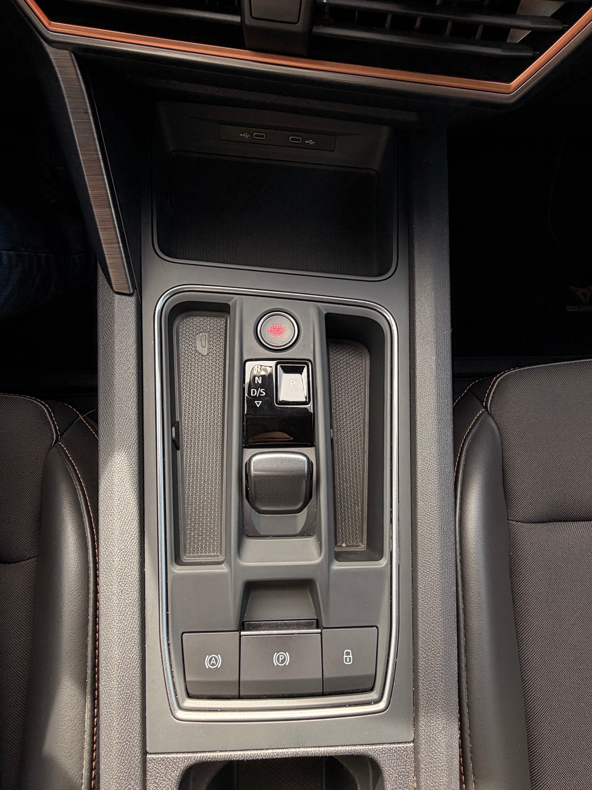 CUPRA Formentor 1.4 e-HYBRID pHEV DSG-image-12