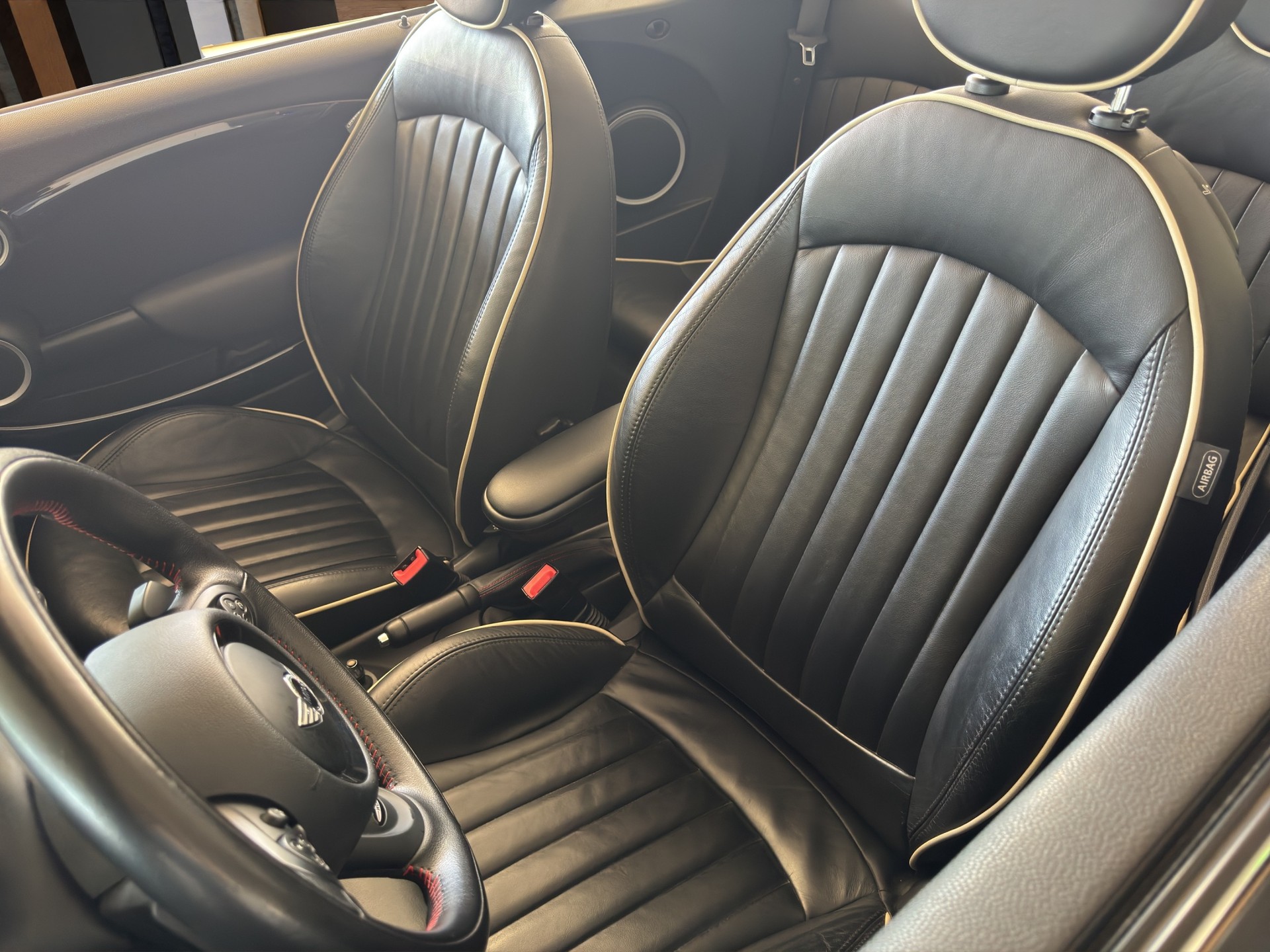 MINI Cooper S Cabriolet Steptronic-image-7