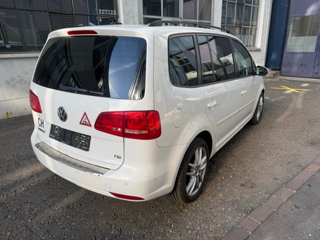 VW Touran 1.4 TSI Comfortline DSG-image-4