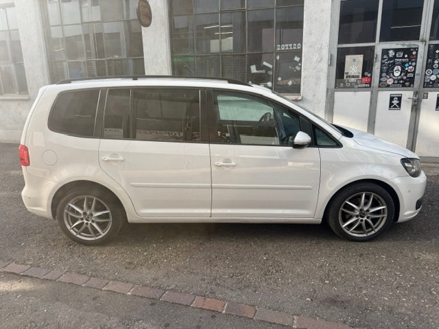VW Touran 1.4 TSI Comfortline DSG-image-7