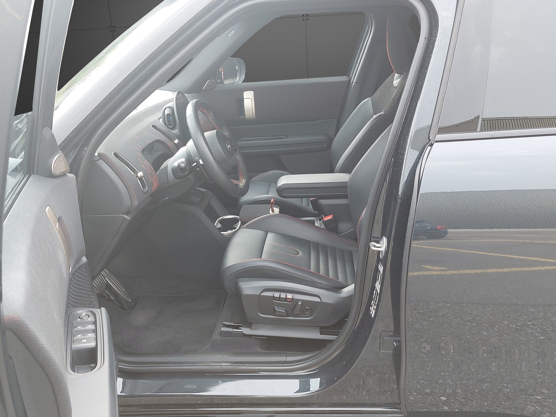 MINI Countryman U25 2.0i John Cooper Works ALL4-image-18