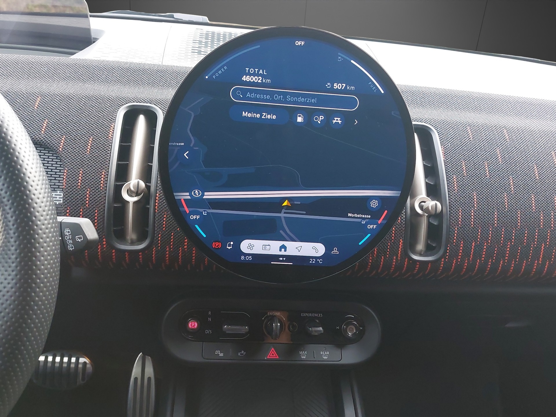 MINI Countryman U25 2.0i John Cooper Works ALL4-image-5