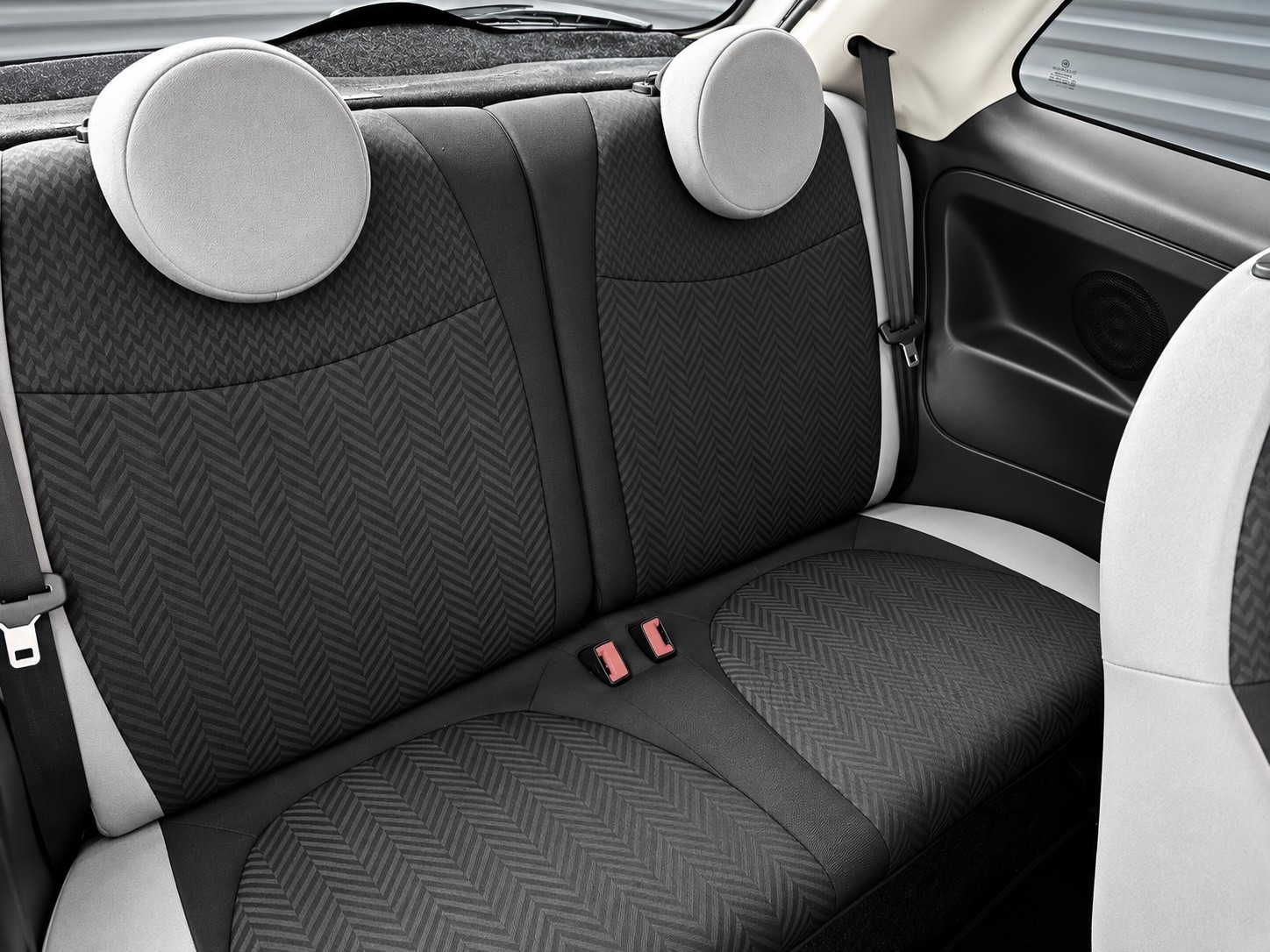 FIAT 500 1.2 Lounge-image-8