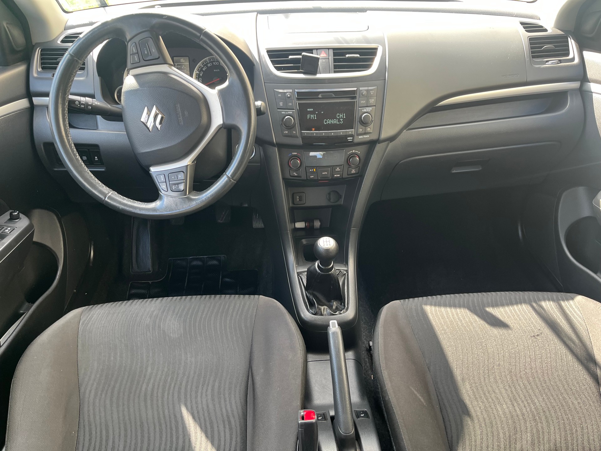 SUZUKI Swift 1.2i 16V GA-image-5