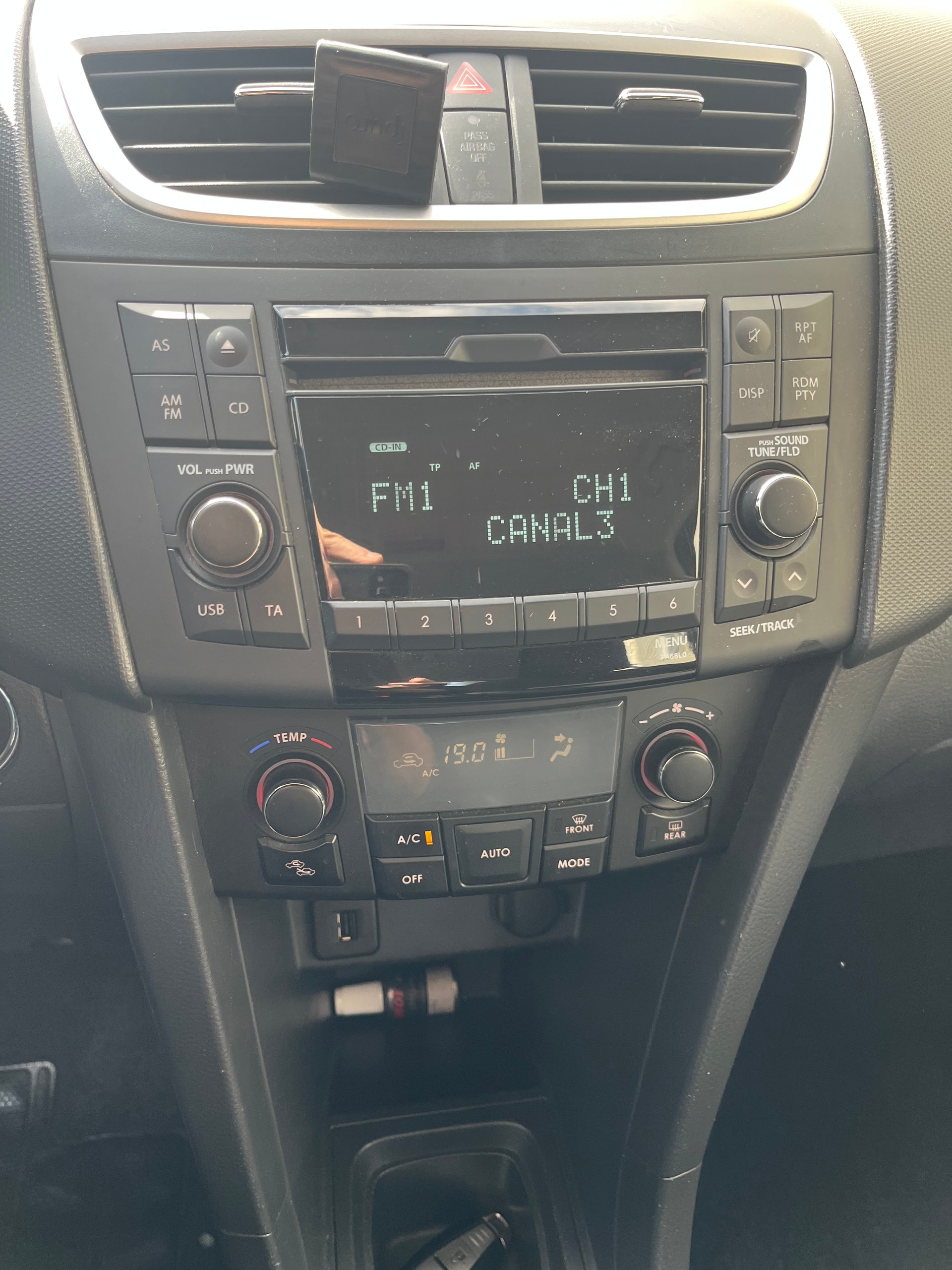 SUZUKI Swift 1.2i 16V GA-image-4