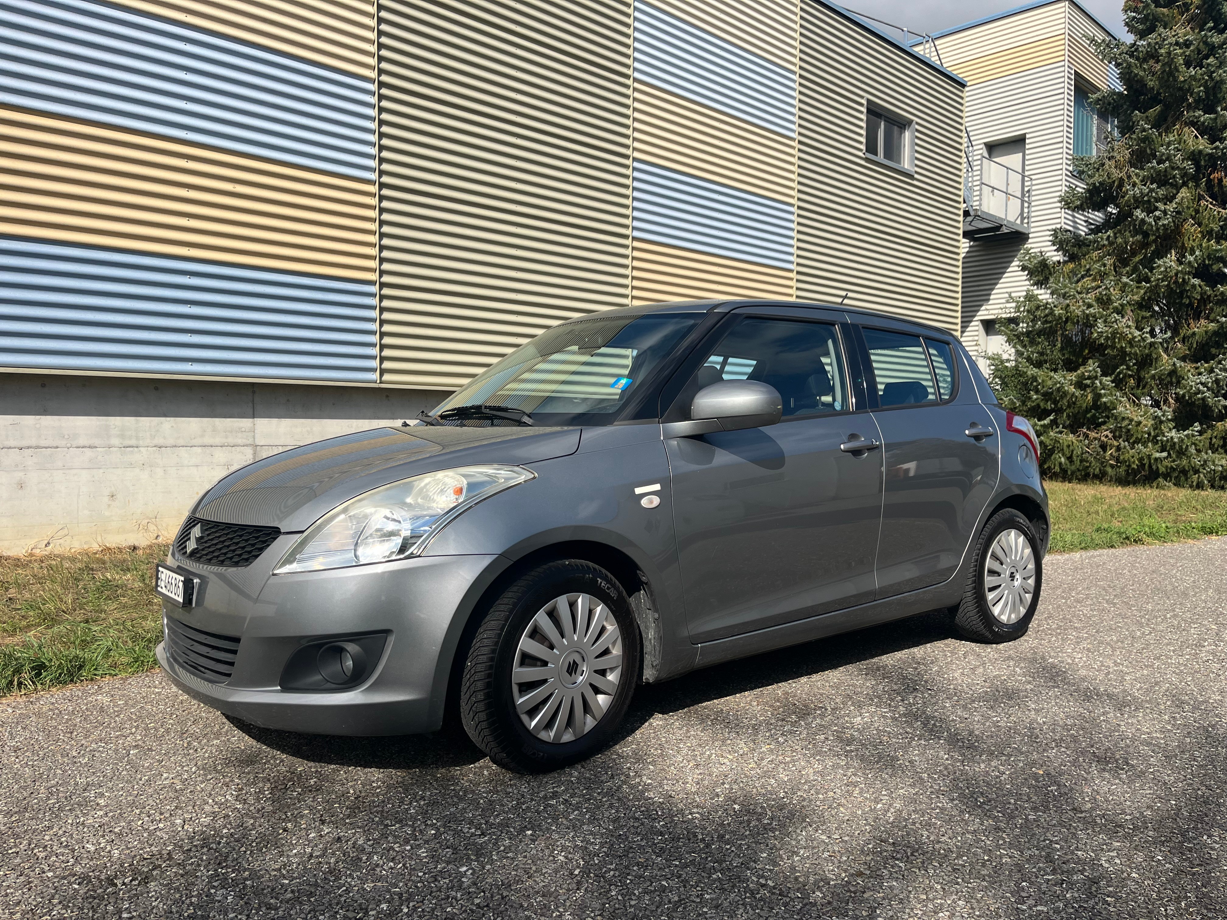 Car photo
