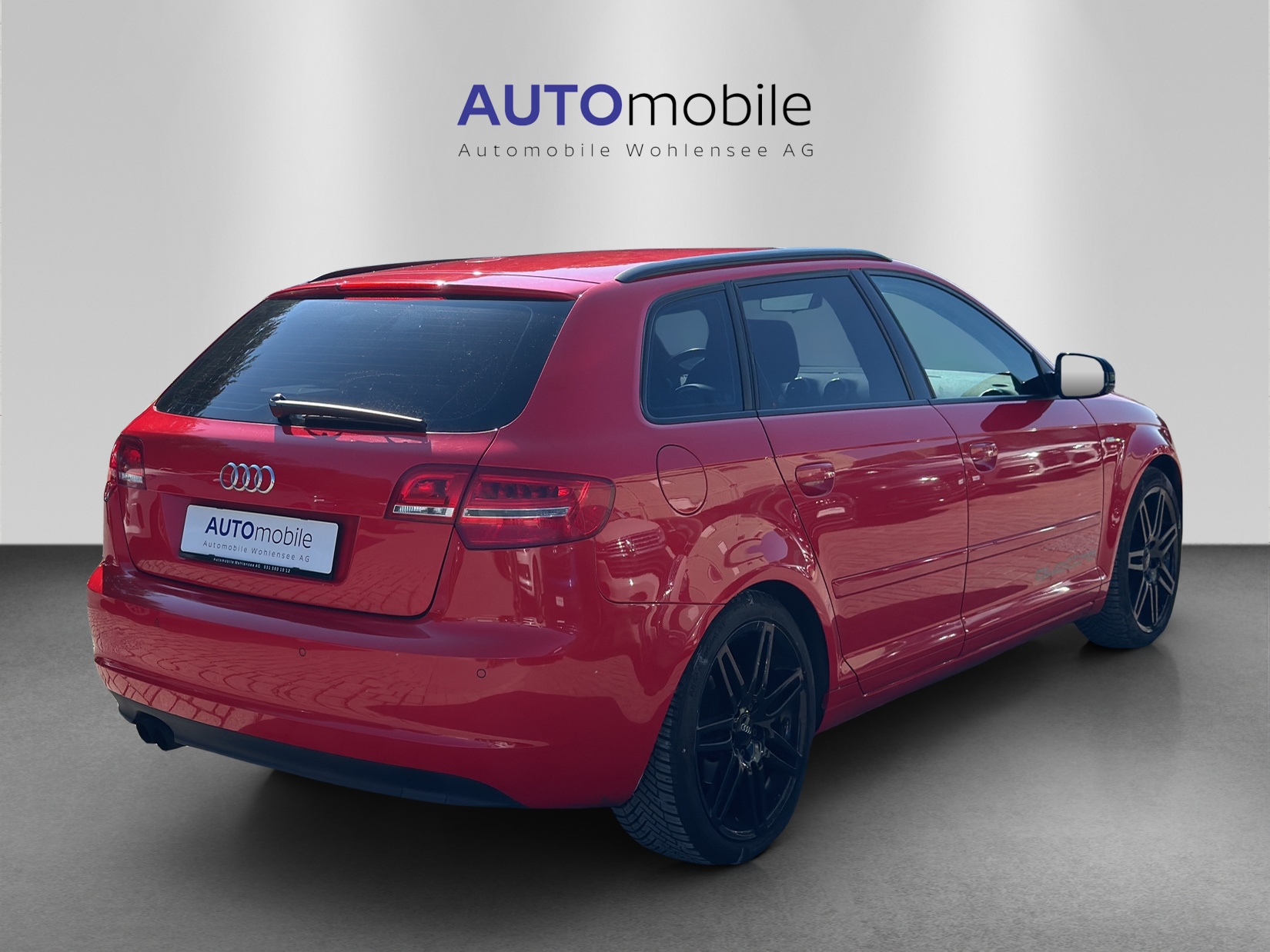 AUDI A3 Sportback 2.0 TFSI Ambition quattro S-tronic-image-4