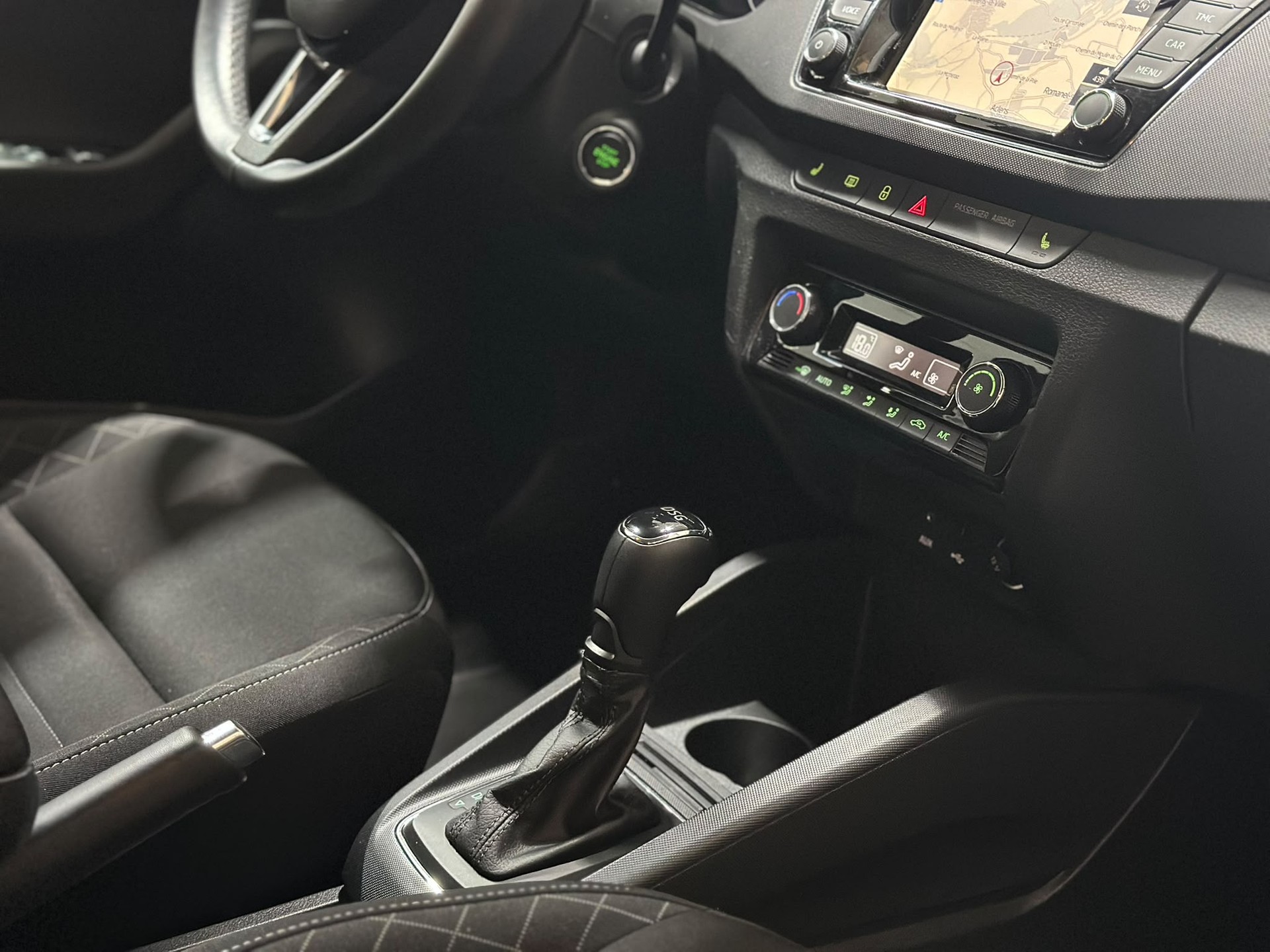 SKODA Fabia 1.2 TSI Style DSG-image-11