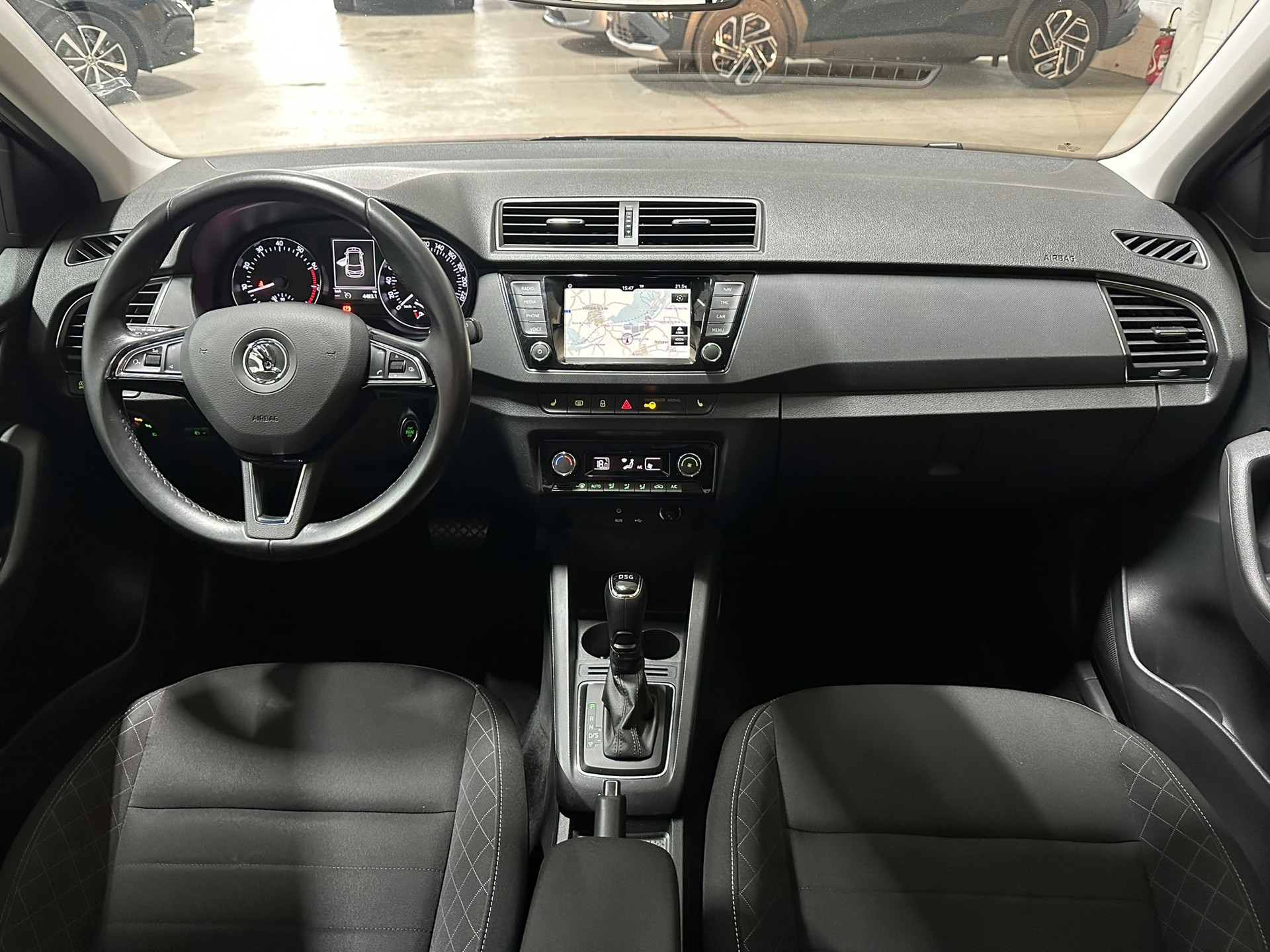 SKODA Fabia 1.2 TSI Style DSG-image-6