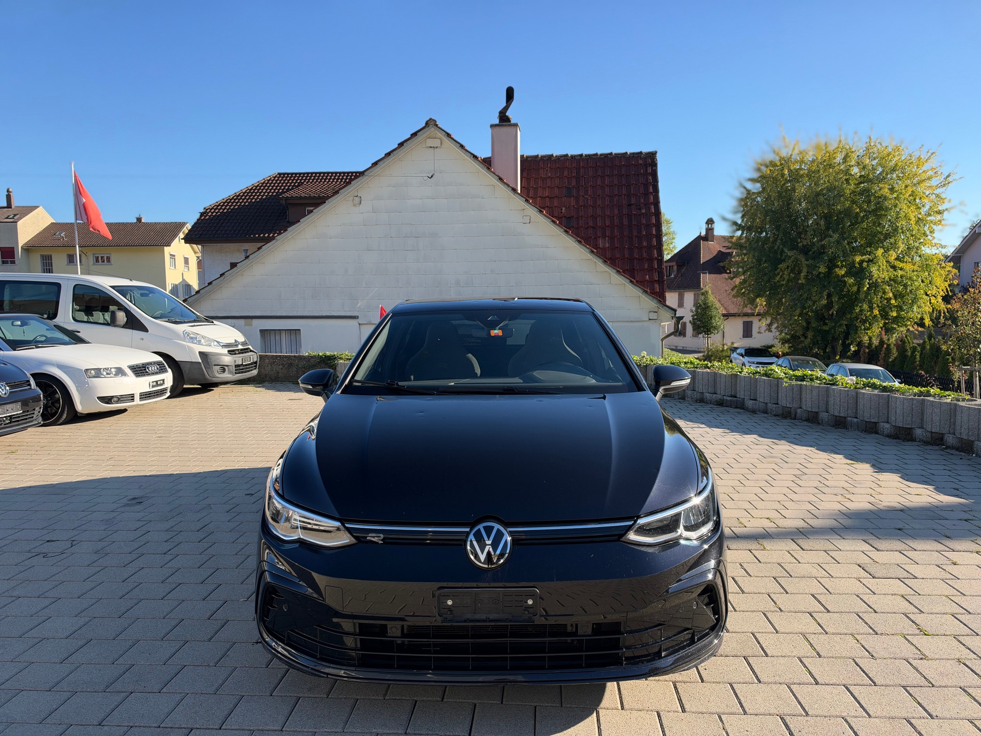 VW Golf 1.5 eTSI mHEV ACT R-Line DSG-image-0