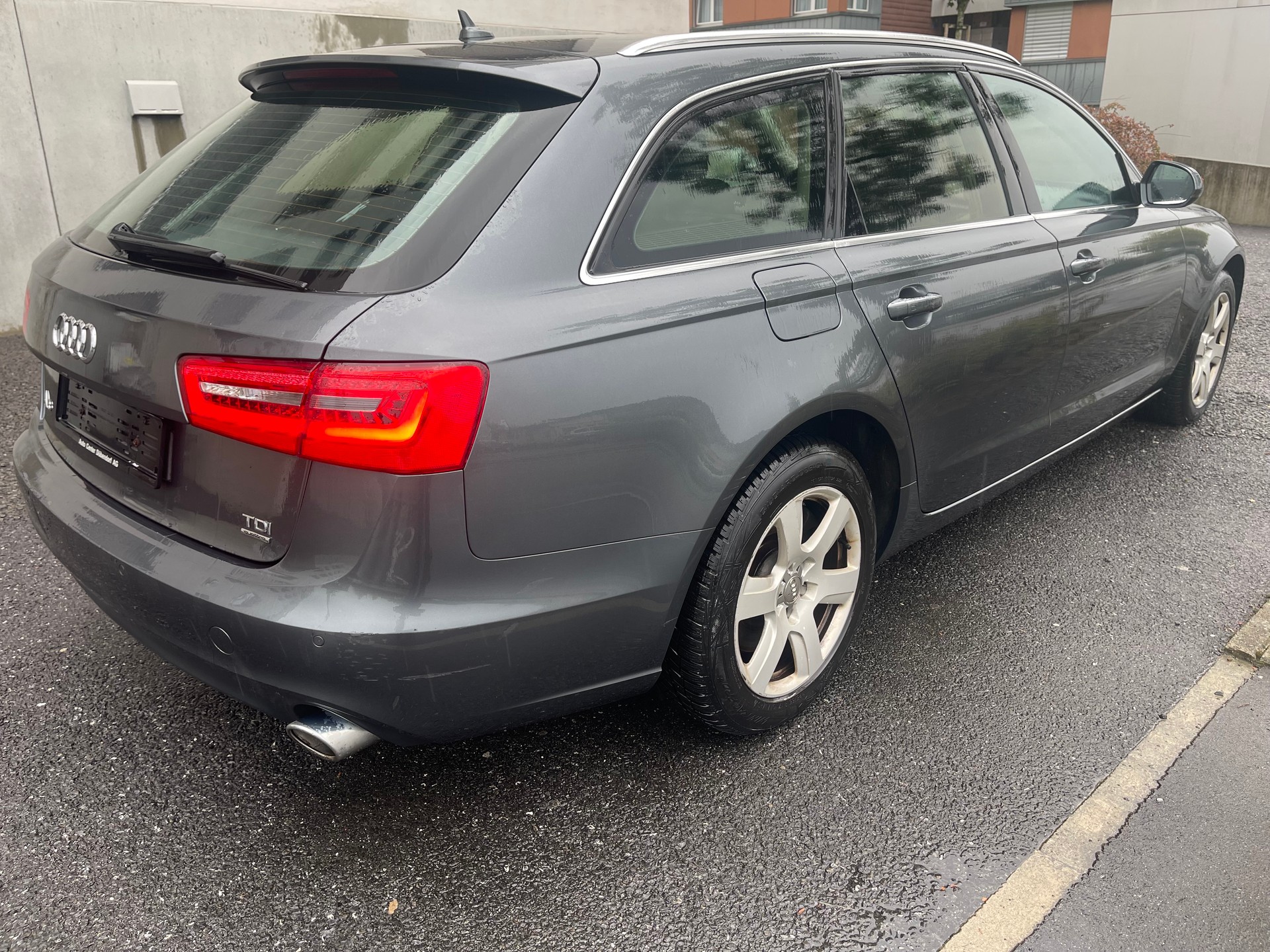 AUDI A6 Avant 3.0 TDI V6 quattro S-tronic-image-6