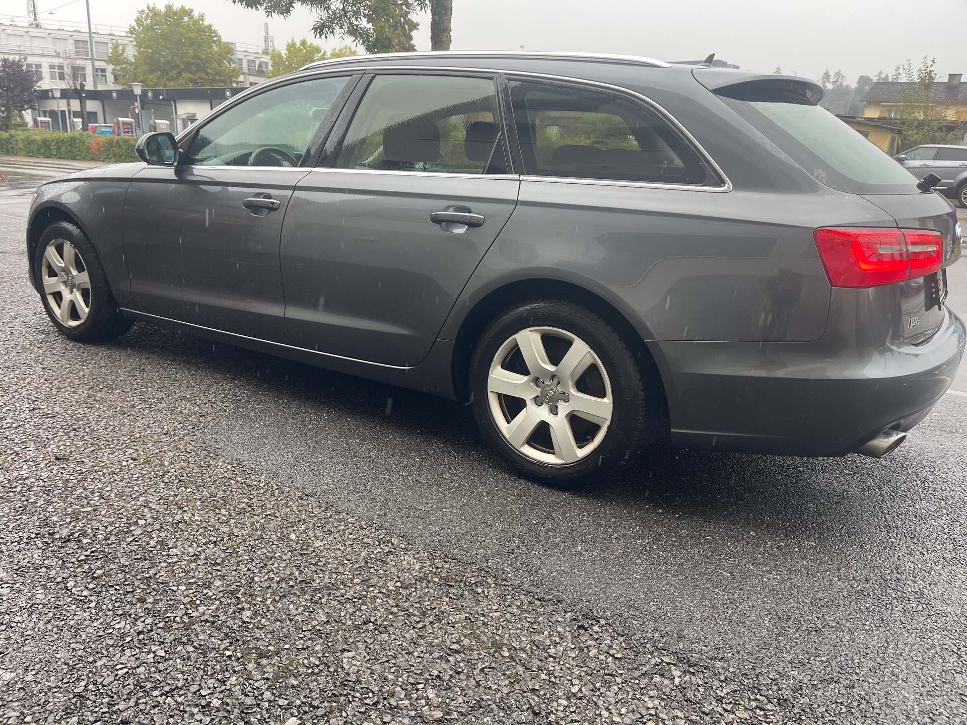 AUDI A6 Avant 3.0 TDI V6 quattro S-tronic-image-4
