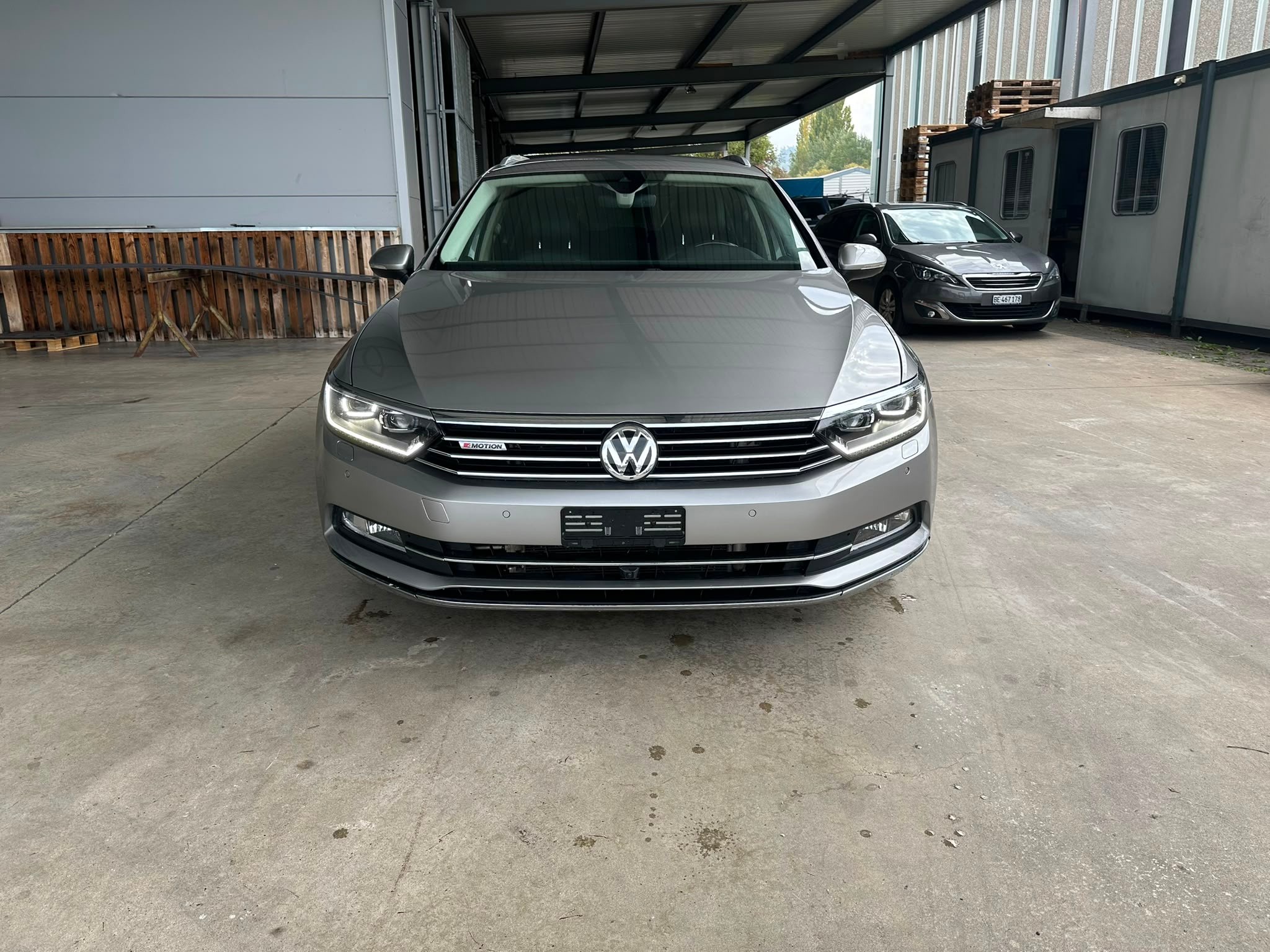 Car photo