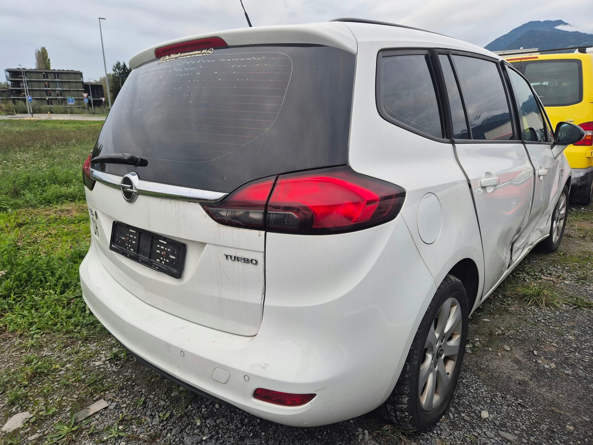OPEL Zafira Tourer 1.4i 16V Turbo Automatic-image-12