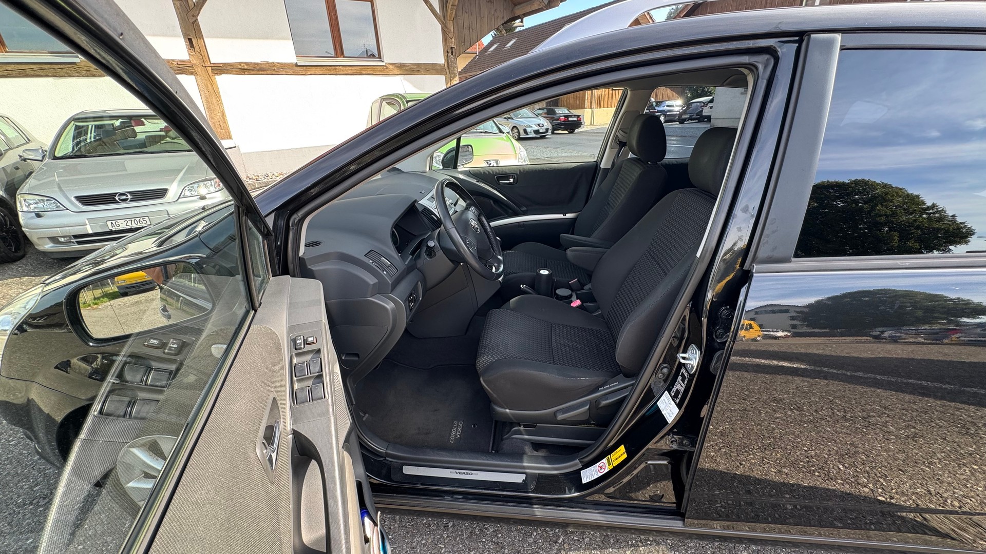 TOYOTA Corolla Verso 1.8 Linea Sol MultiMode-image-12