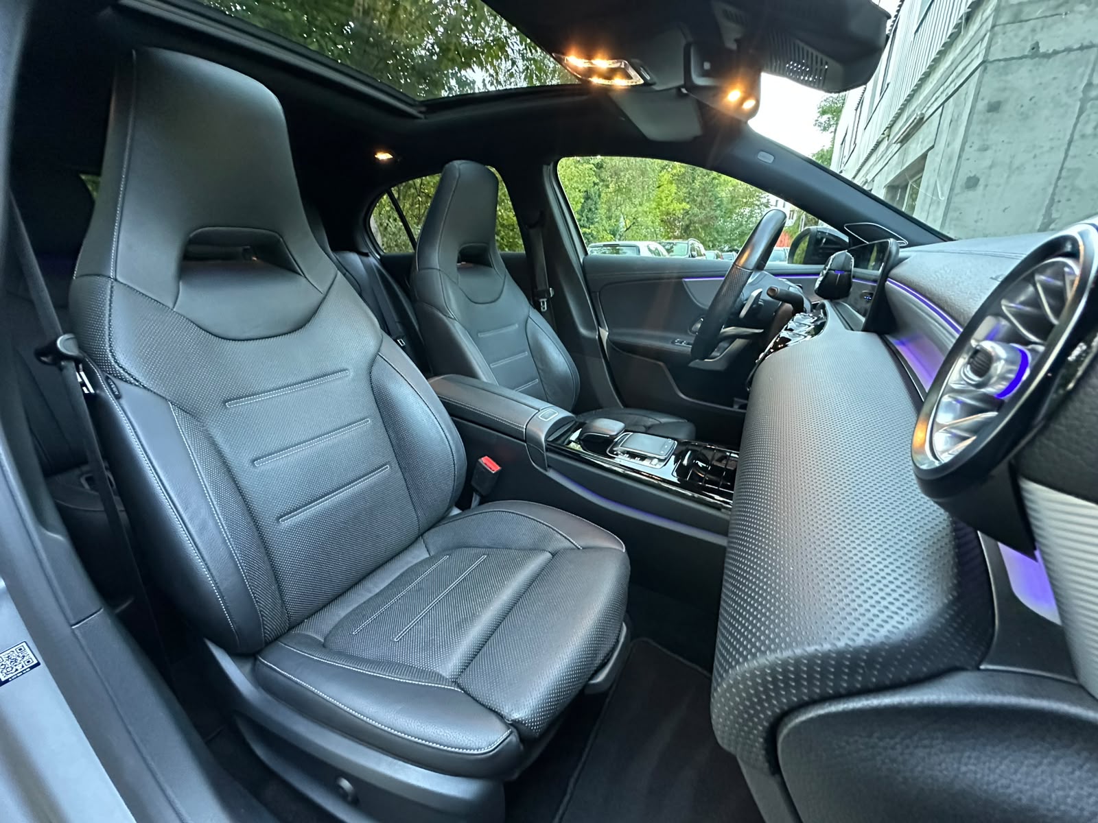 MERCEDES-BENZ A 250 4Matic AMG Line 4Matic 7G-DCT-image-19