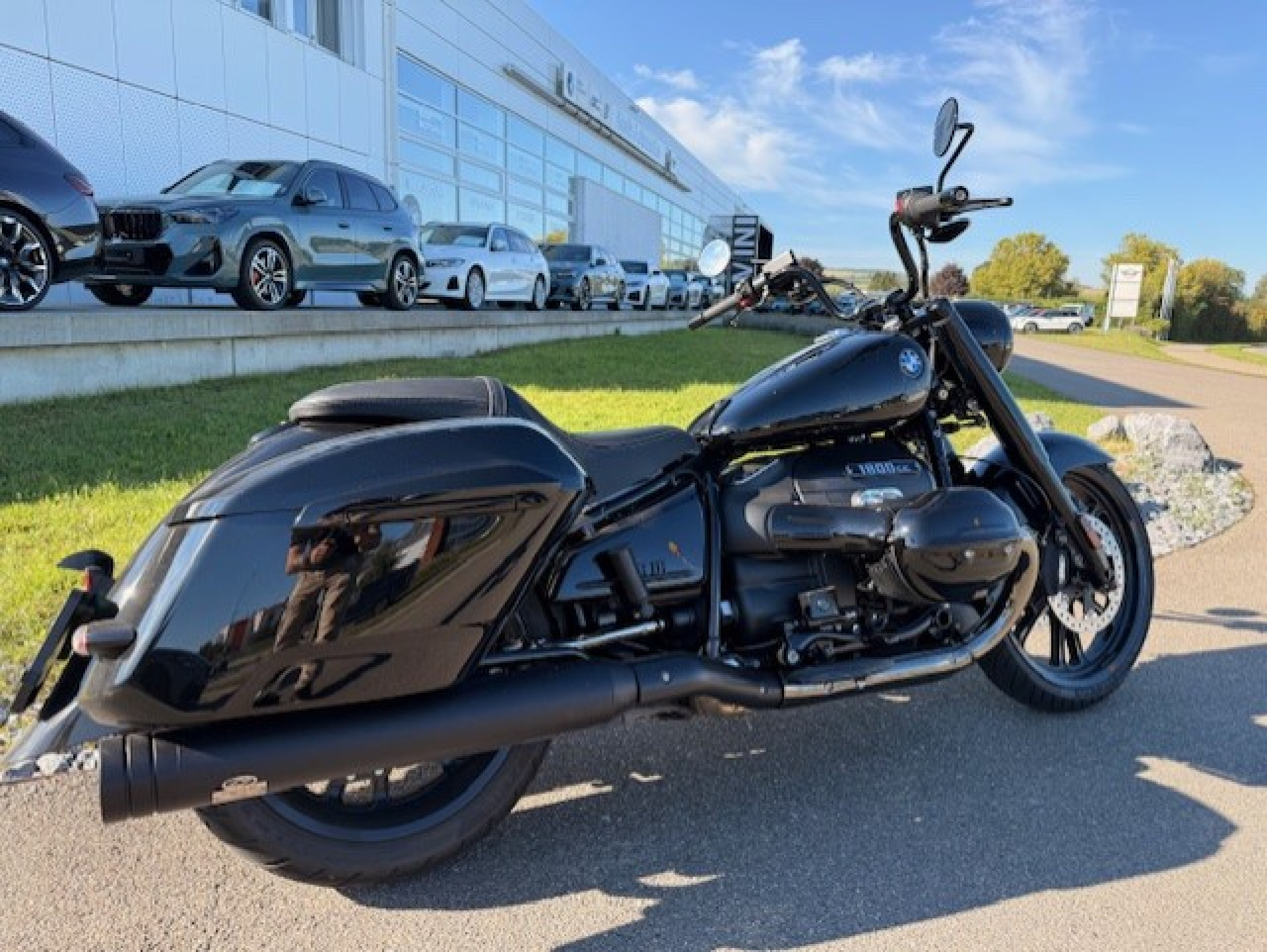 BMW R 18 Roctane Dr. Jekill & Mr. Hyde Auspuff-showroom-element-3