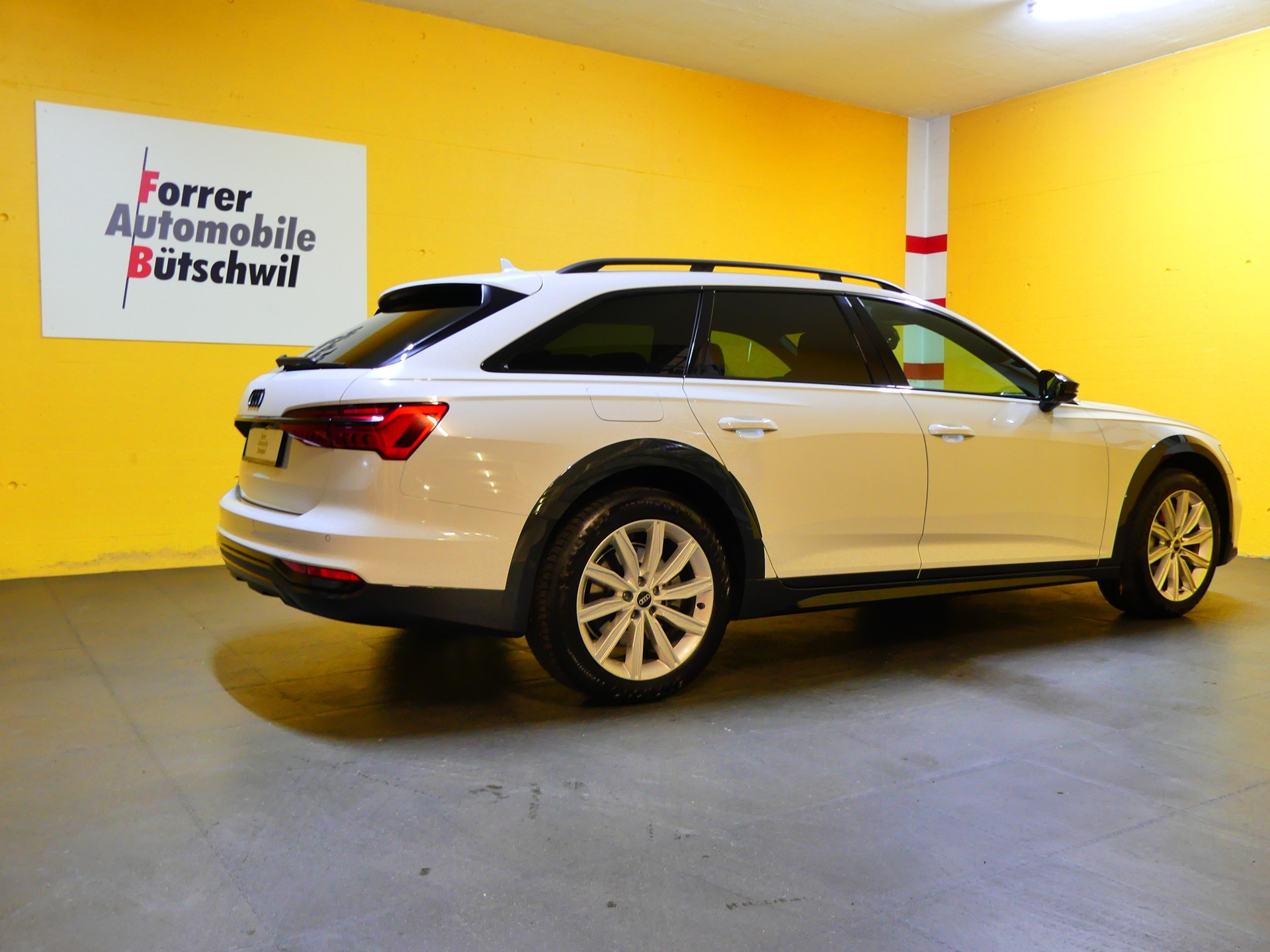 AUDI A6 allroad 40 TDI quattro tiptronic-image-2