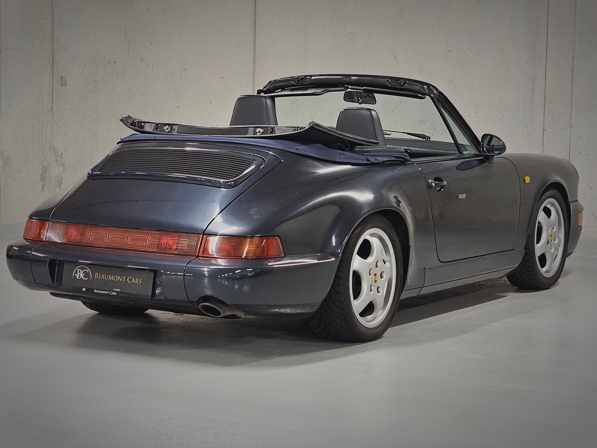 PORSCHE 911 Carrera 2 Cabrio-image-5