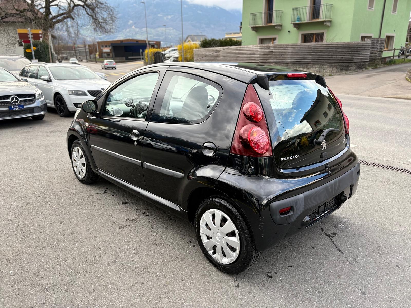 PEUGEOT 107 1.0 Style-image-5