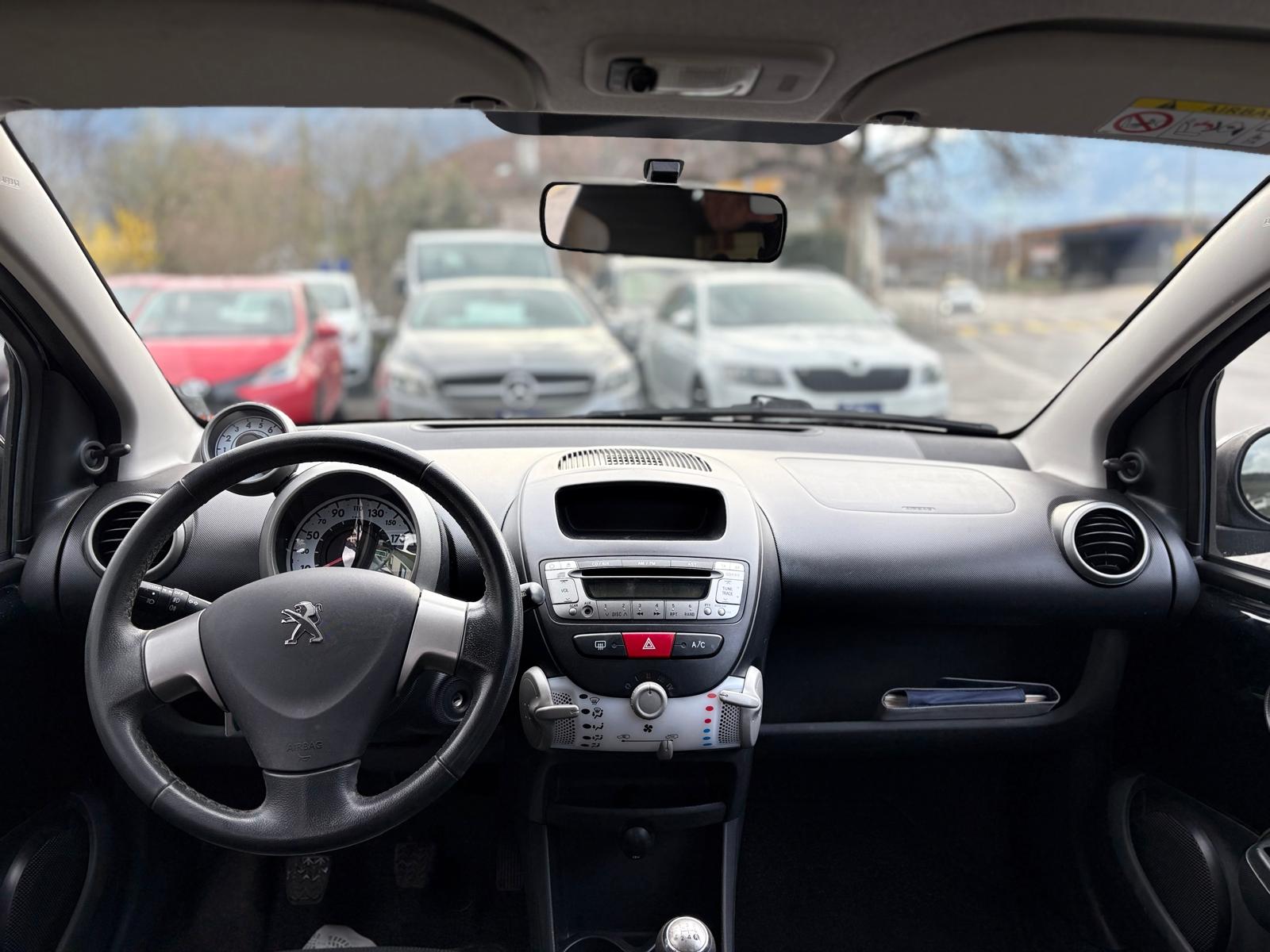 PEUGEOT 107 1.0 Style-image-9