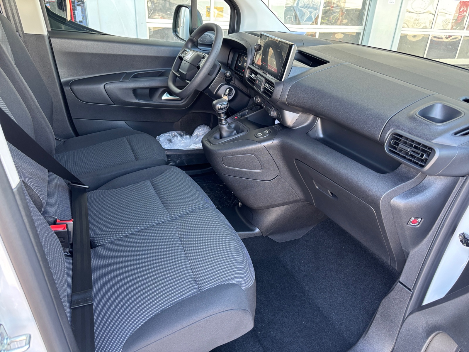 FIAT Doblo 1.2 PureTech EASY PRO Verglast-image-10